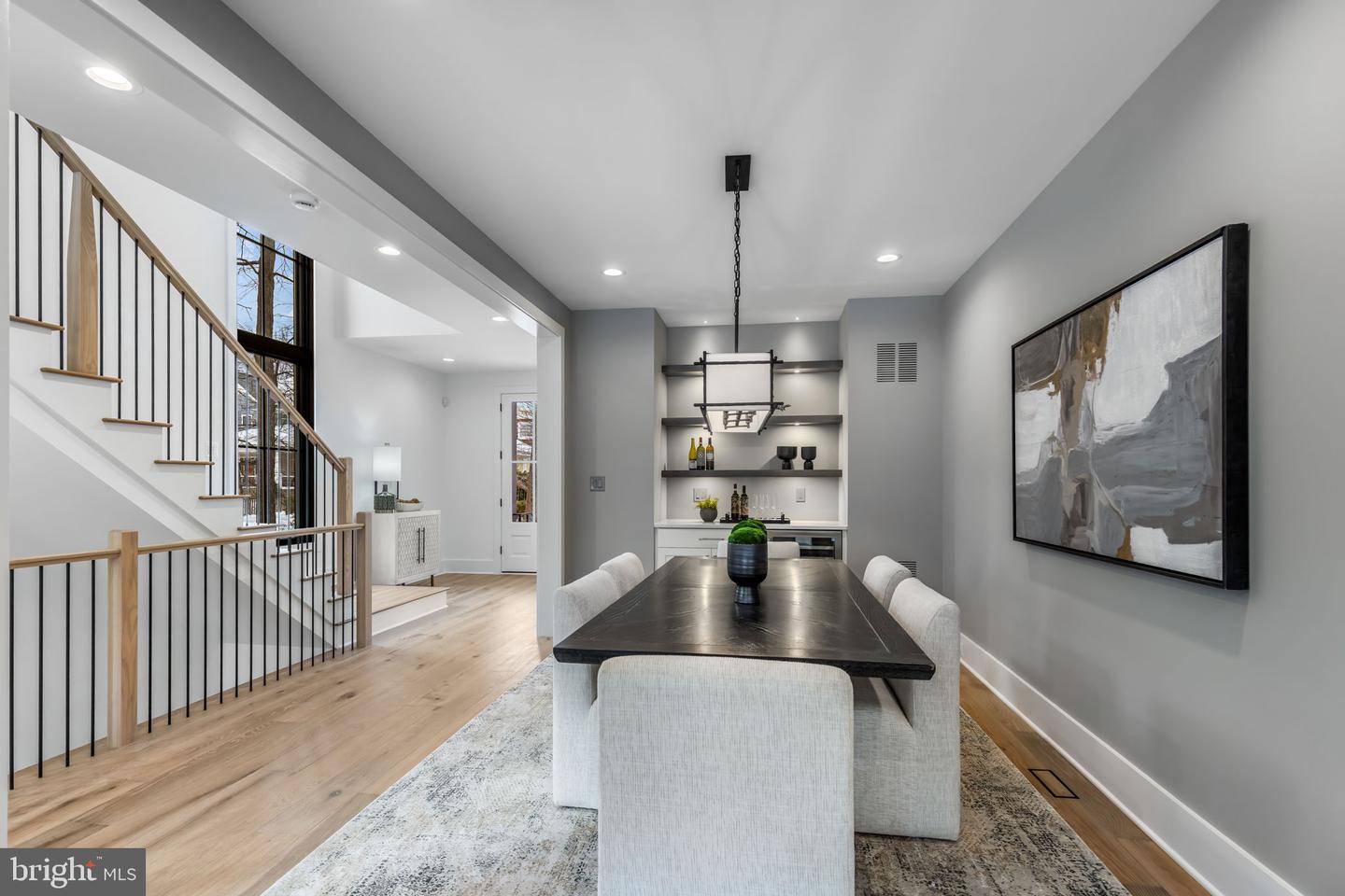 5206 12TH ST N, ARLINGTON, Virginia 22205, 5 Bedrooms Bedrooms, ,5 BathroomsBathrooms,Residential,For sale,5206 12TH ST N,VAAR2068222 MLS # VAAR2068222