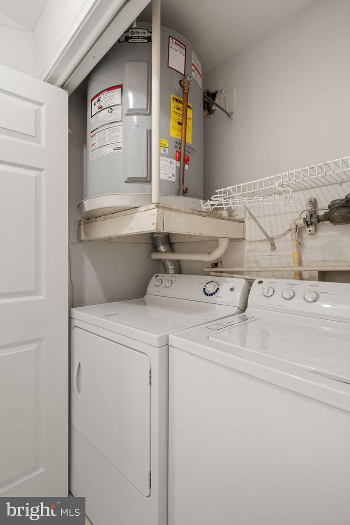 3309 WYNDHAM CIR #2186, ALEXANDRIA, Virginia 22302, 2 Bedrooms Bedrooms, ,2 BathroomsBathrooms,Residential,For sale,3309 WYNDHAM CIR #2186,VAAX2053590 MLS # VAAX2053590