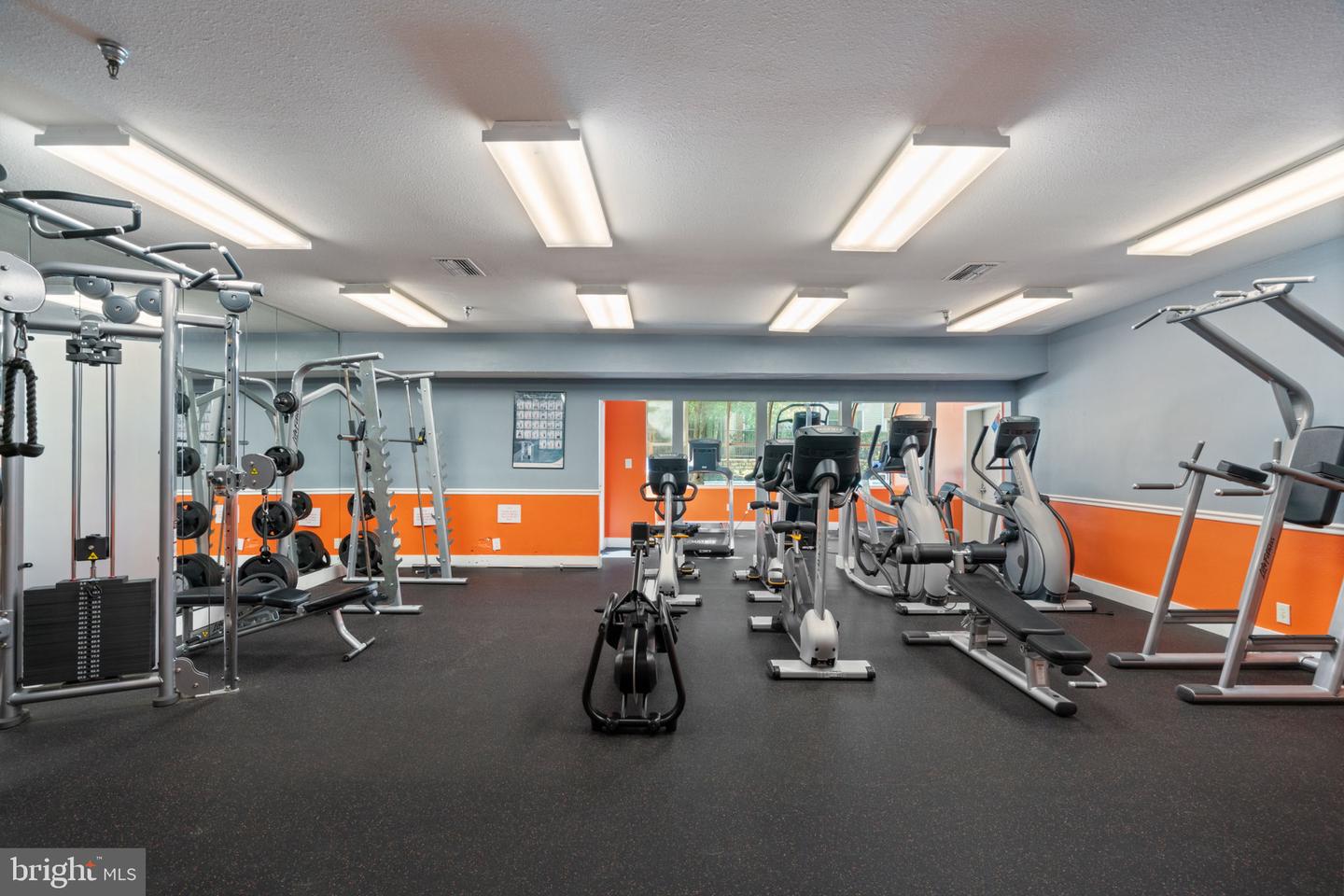 3309 WYNDHAM CIR #2186, ALEXANDRIA, Virginia 22302, 2 Bedrooms Bedrooms, ,2 BathroomsBathrooms,Residential,For sale,3309 WYNDHAM CIR #2186,VAAX2053590 MLS # VAAX2053590