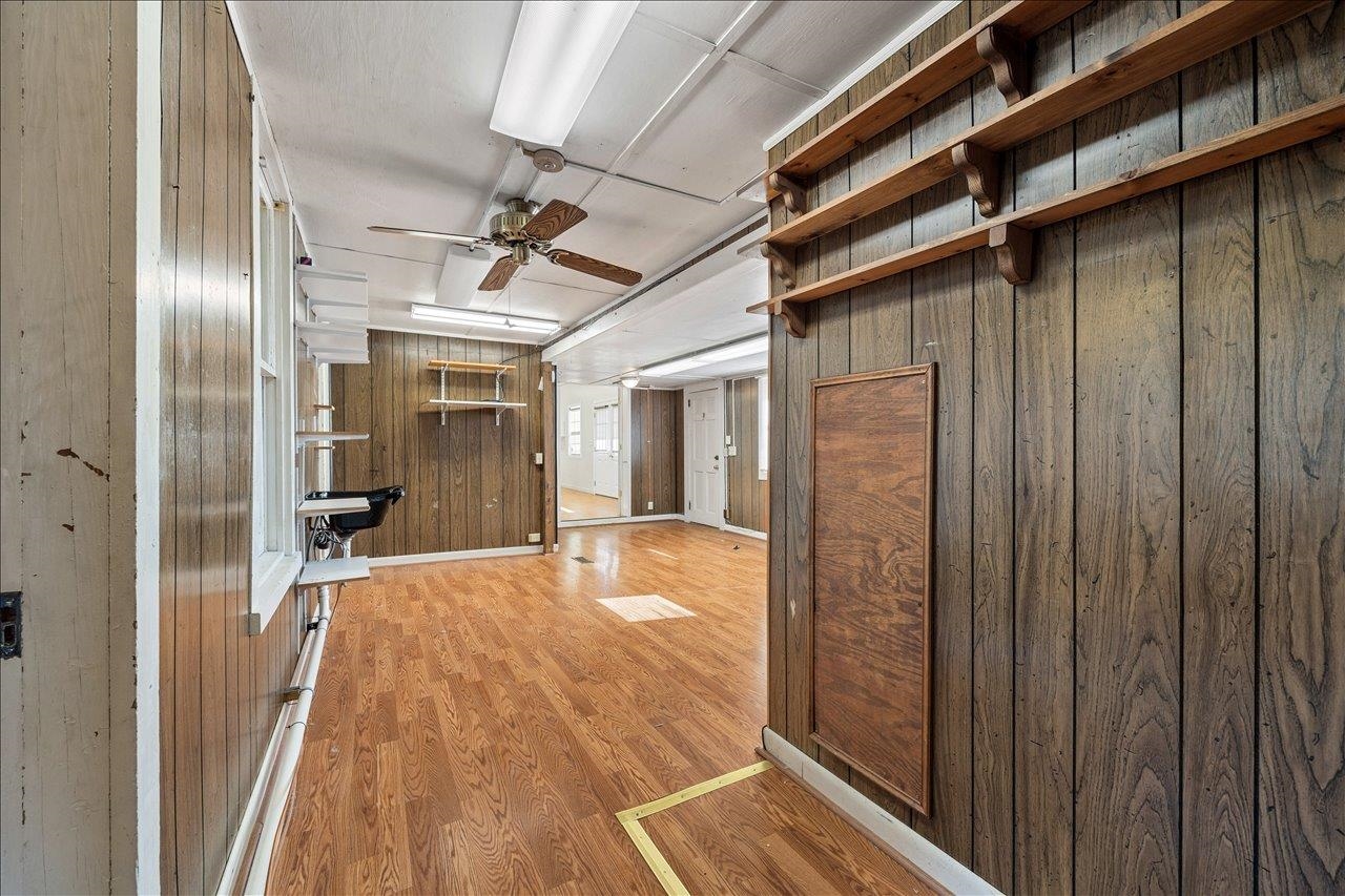 35 TINKLING SPRING RD, FISHERSVILLE, Virginia 22939, ,Commercial,35 TINKLING SPRING RD,672874 MLS # 672874