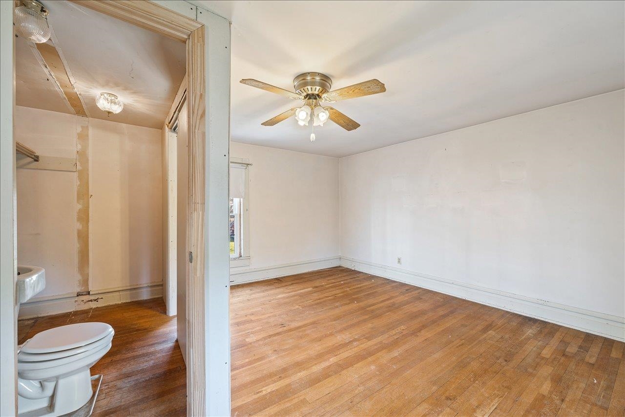 35 TINKLING SPRING RD, FISHERSVILLE, Virginia 22939, ,Commercial,35 TINKLING SPRING RD,672874 MLS # 672874