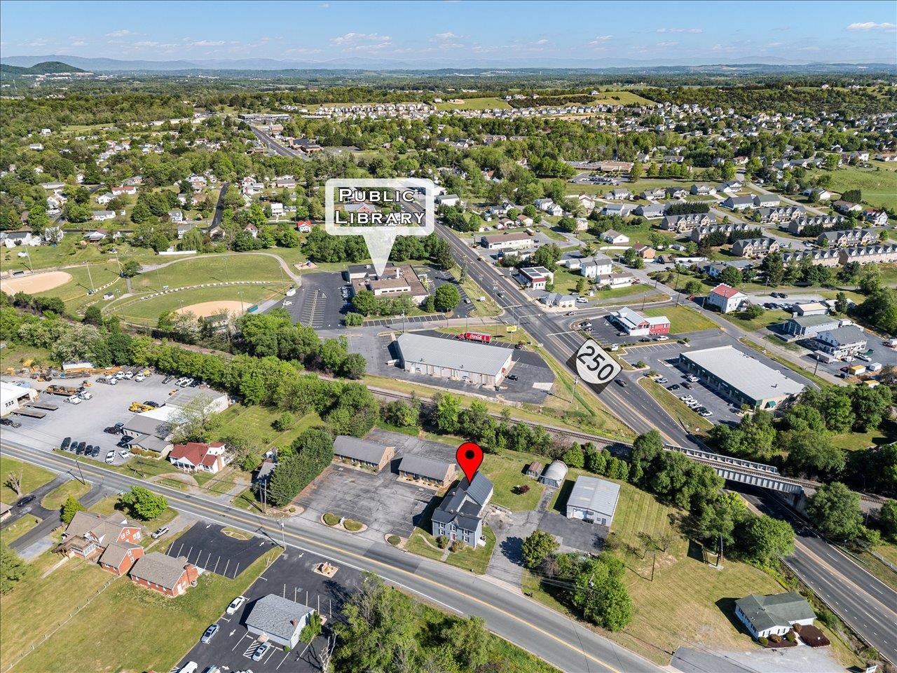 35 TINKLING SPRING RD, FISHERSVILLE, Virginia 22939, ,Commercial,35 TINKLING SPRING RD,672874 MLS # 672874