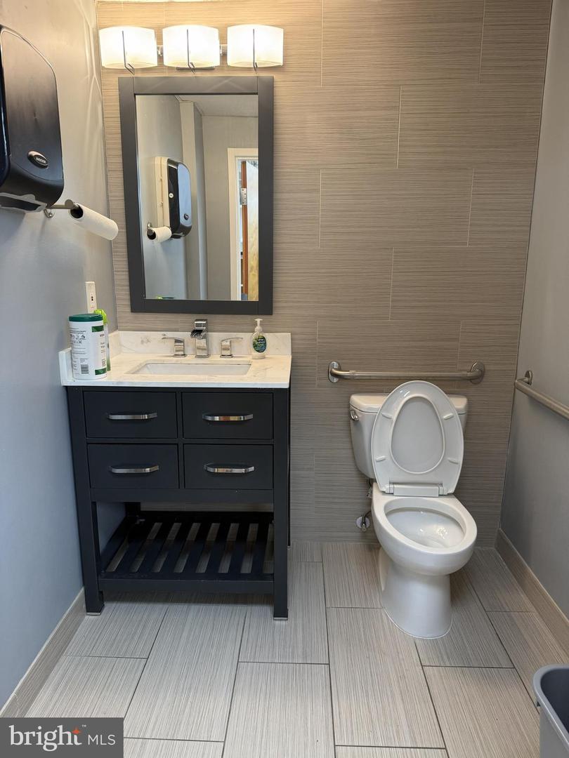 7006 LITTLE RIVER TPKE #3B, ANNANDALE, Virginia 22003, ,Land,For sale,7006 LITTLE RIVER TPKE #3B,VAFX2268258 MLS # VAFX2268258