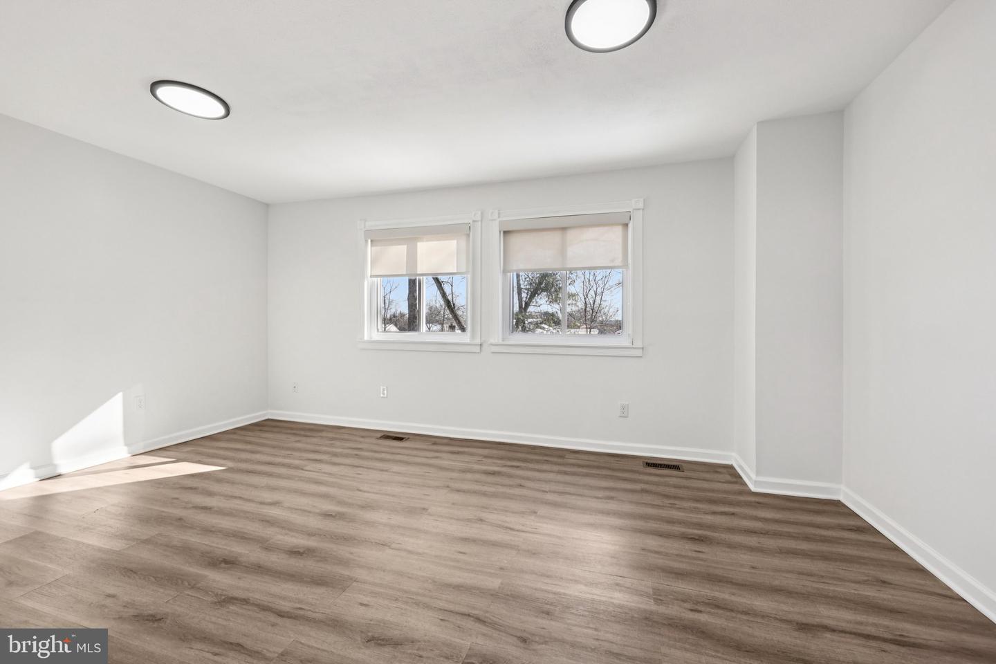 502 GILES PL, STERLING, Virginia 20164, 3 Bedrooms Bedrooms, ,3 BathroomsBathrooms,Residential,For sale,502 GILES PL,VALO2103332 MLS # VALO2103332