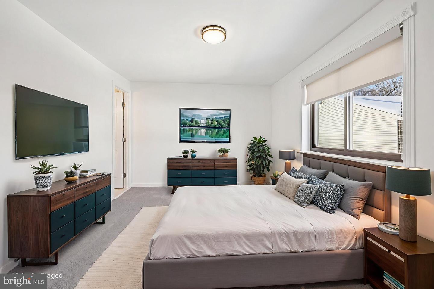 502 GILES PL, STERLING, Virginia 20164, 3 Bedrooms Bedrooms, ,3 BathroomsBathrooms,Residential,For sale,502 GILES PL,VALO2103332 MLS # VALO2103332