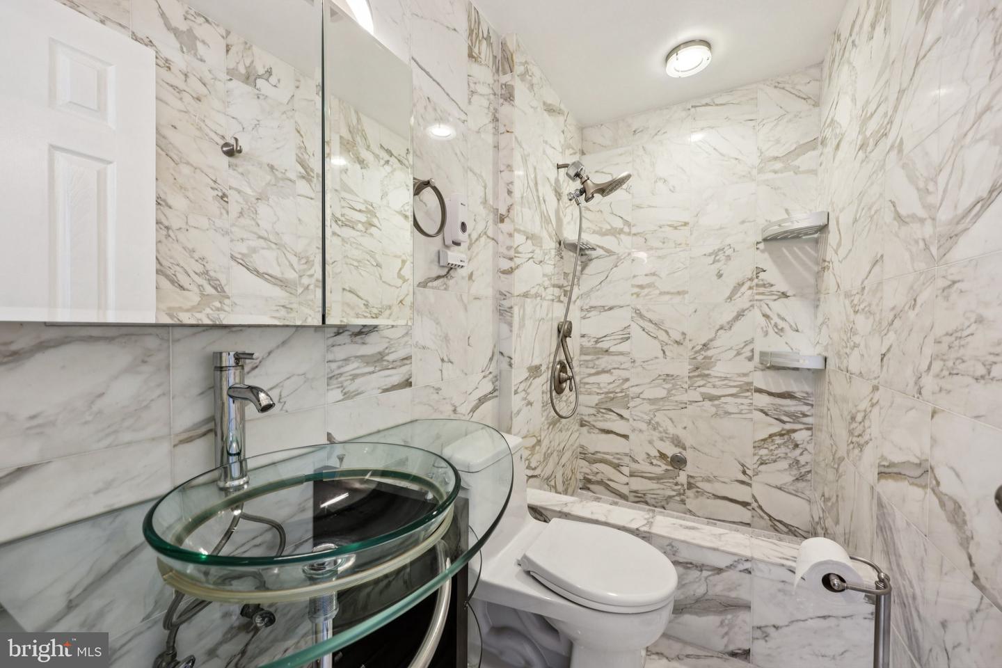 502 GILES PL, STERLING, Virginia 20164, 3 Bedrooms Bedrooms, ,3 BathroomsBathrooms,Residential,For sale,502 GILES PL,VALO2103332 MLS # VALO2103332