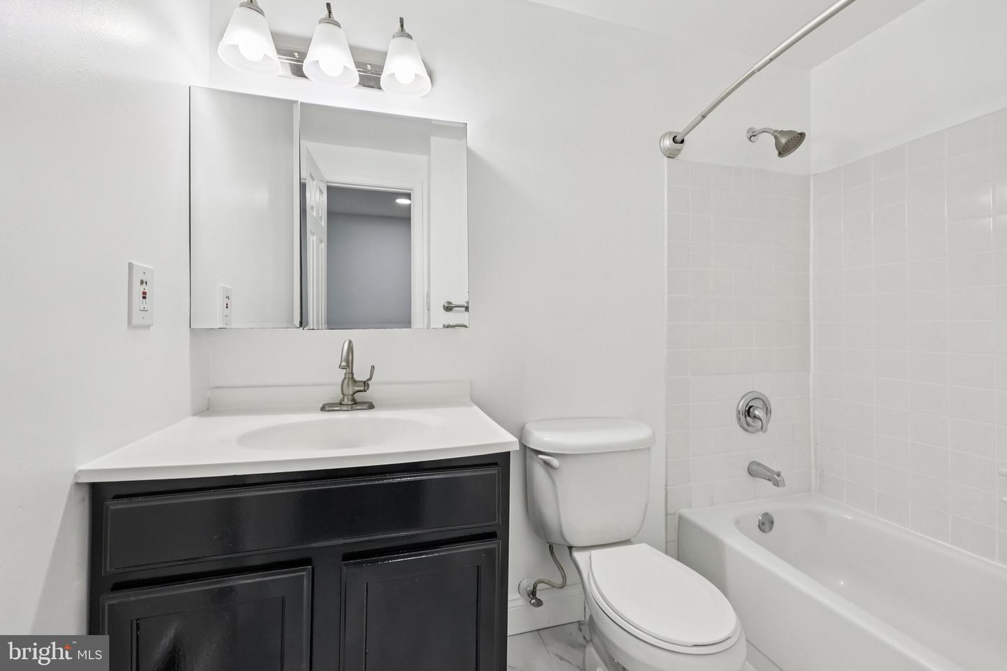 502 GILES PL, STERLING, Virginia 20164, 3 Bedrooms Bedrooms, ,3 BathroomsBathrooms,Residential,For sale,502 GILES PL,VALO2103332 MLS # VALO2103332