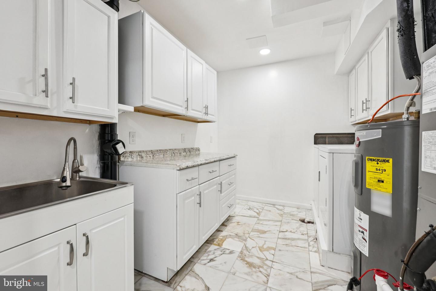 502 GILES PL, STERLING, Virginia 20164, 3 Bedrooms Bedrooms, ,3 BathroomsBathrooms,Residential,For sale,502 GILES PL,VALO2103332 MLS # VALO2103332