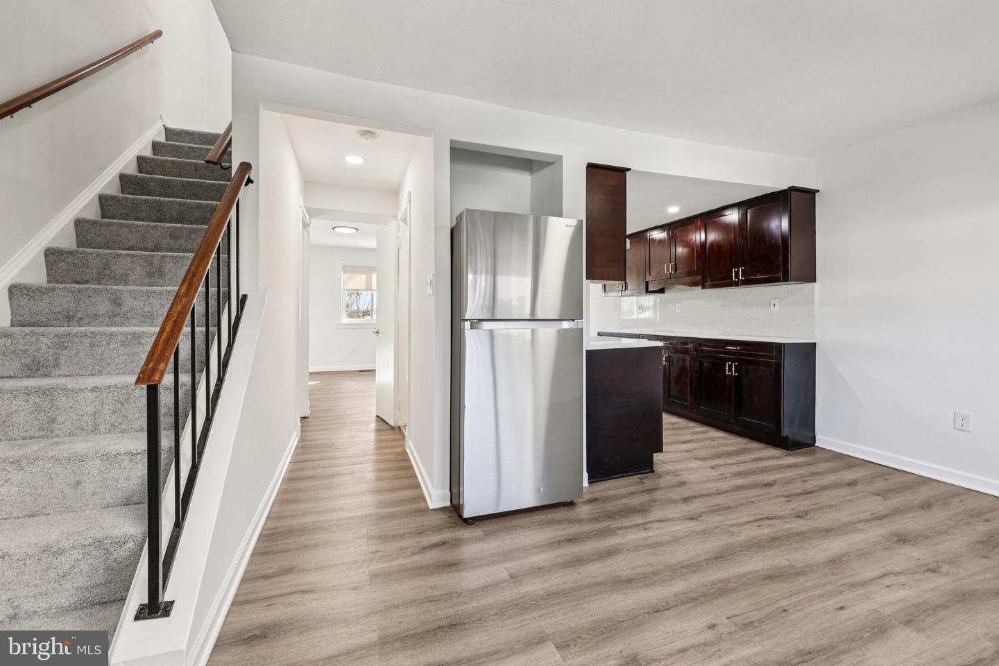 502 GILES PL, STERLING, Virginia 20164, 3 Bedrooms Bedrooms, ,3 BathroomsBathrooms,Residential,For sale,502 GILES PL,VALO2103332 MLS # VALO2103332