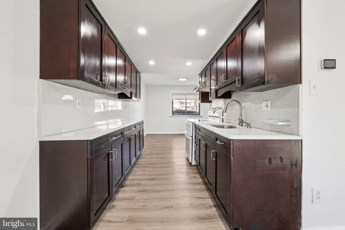 502 GILES PL, STERLING, Virginia 20164, 3 Bedrooms Bedrooms, ,3 BathroomsBathrooms,Residential,For sale,502 GILES PL,VALO2103332 MLS # VALO2103332