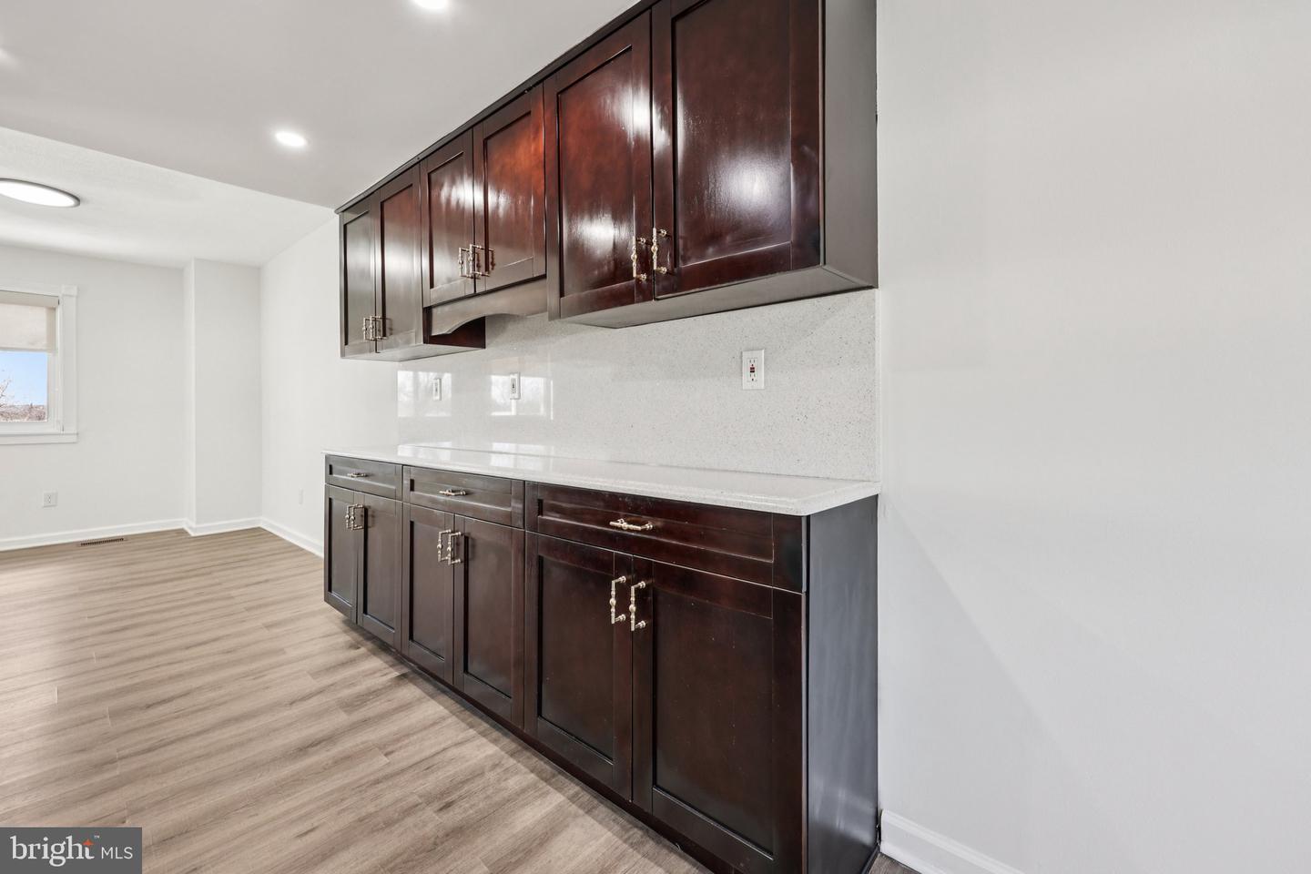 502 GILES PL, STERLING, Virginia 20164, 3 Bedrooms Bedrooms, ,3 BathroomsBathrooms,Residential,For sale,502 GILES PL,VALO2103332 MLS # VALO2103332