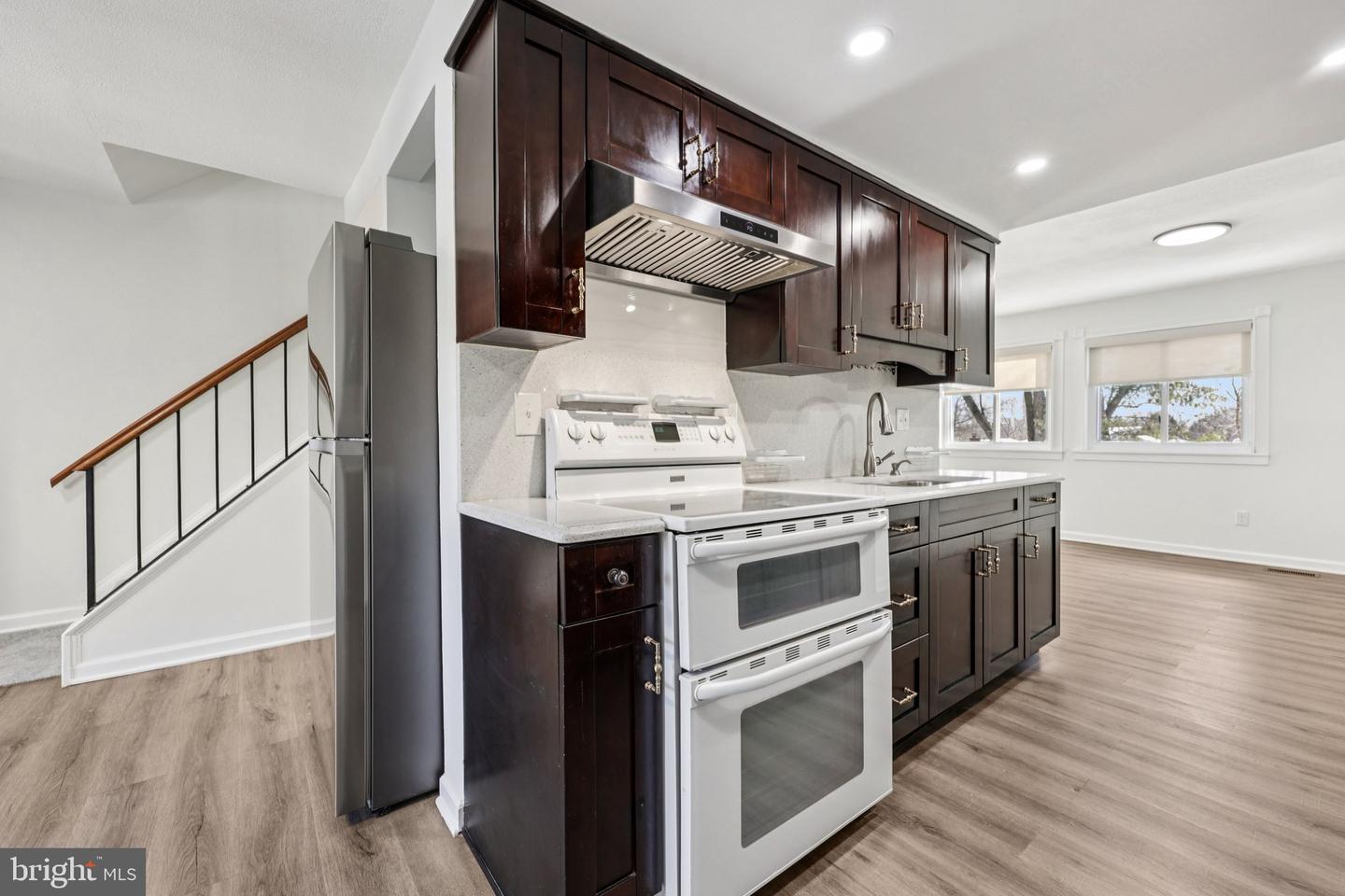 502 GILES PL, STERLING, Virginia 20164, 3 Bedrooms Bedrooms, ,3 BathroomsBathrooms,Residential,For sale,502 GILES PL,VALO2103332 MLS # VALO2103332