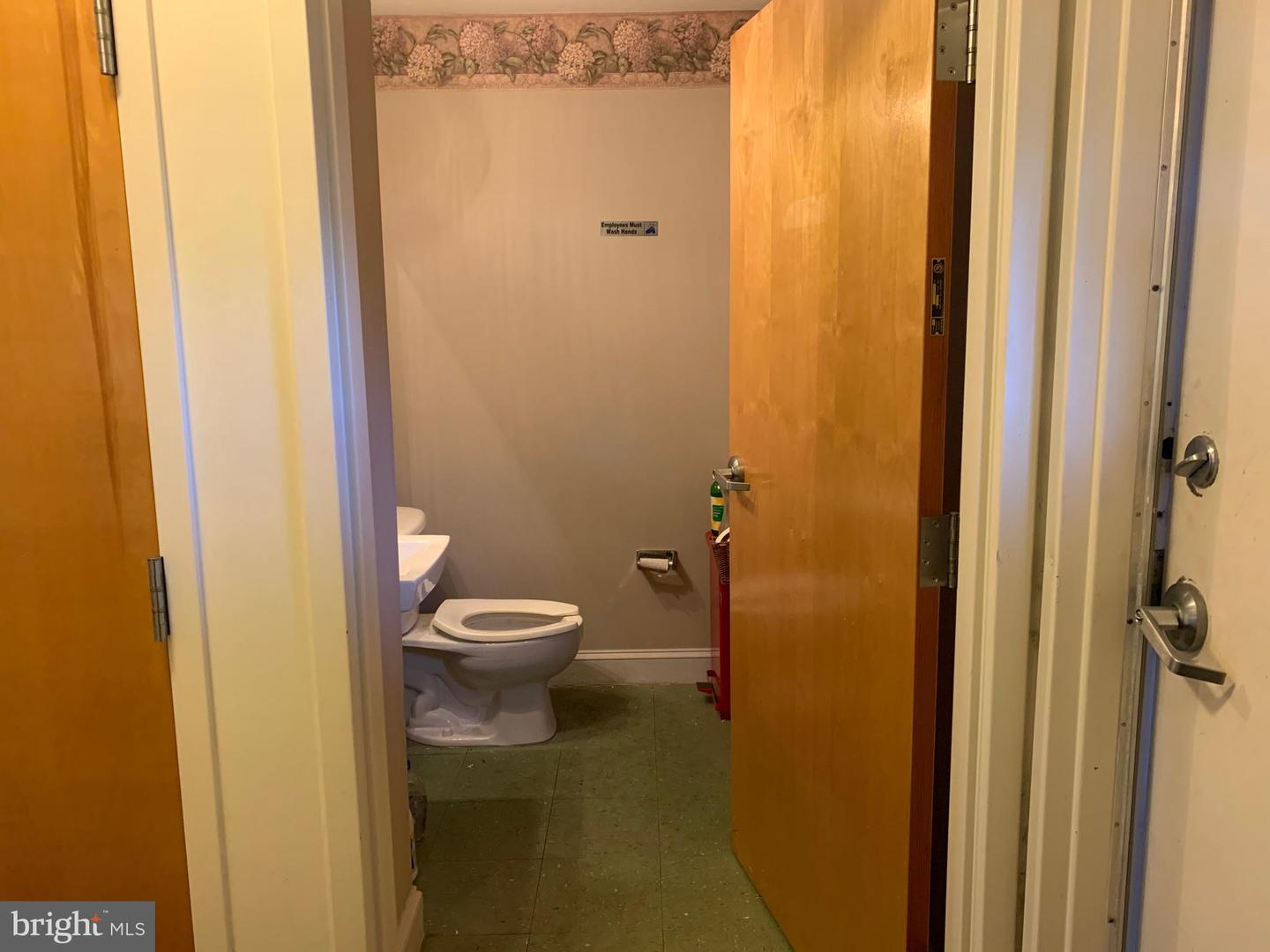 1930 MARTIN LUTHER KING JR AVE SE, WASHINGTON, District Of Columbia 20020, ,Land,For sale,1930 MARTIN LUTHER KING JR AVE SE,DCDC2243654 MLS # DCDC2243654