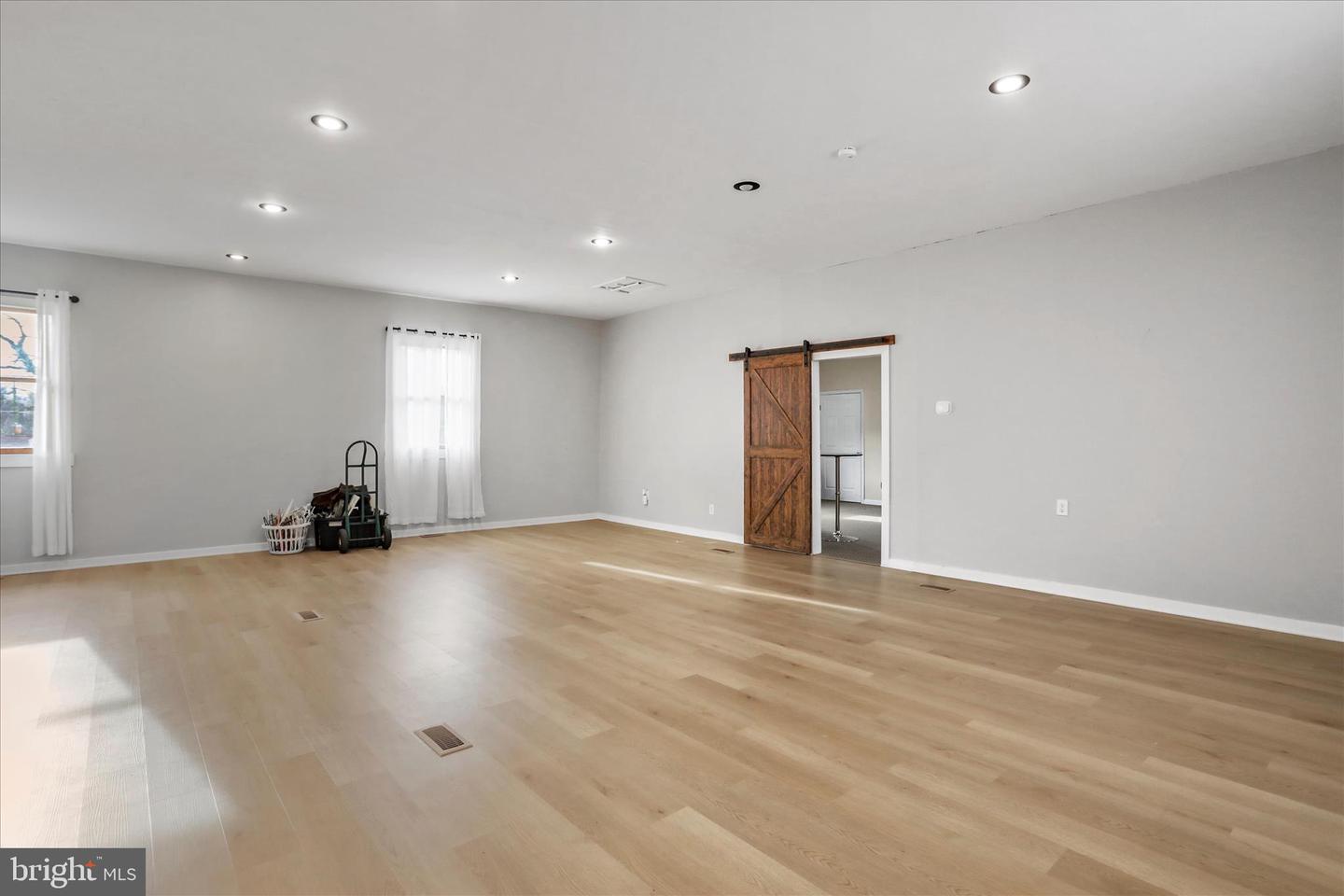 6043 BROAD ST, MOUNT JACKSON, Virginia 22842, ,Land,For sale,6043 BROAD ST,VASH2013474 MLS # VASH2013474