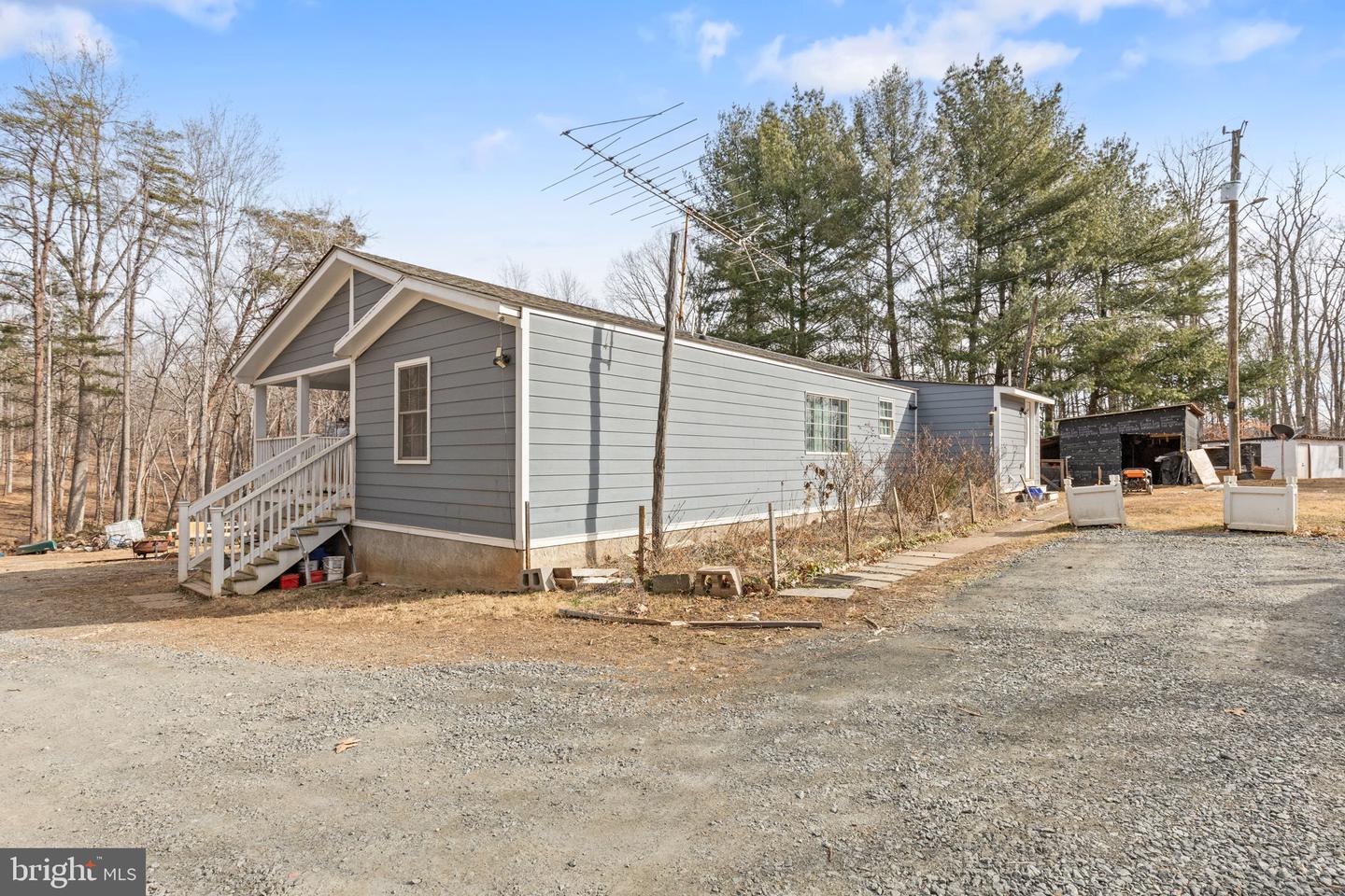 1817 SLATE MILL BRANCH RD, CHARLOTTESVILLE, Virginia 22903, 3 Bedrooms Bedrooms, ,3 BathroomsBathrooms,Residential,For sale,1817 SLATE MILL BRANCH RD,VAAB2000920 MLS # VAAB2000920 1817 SLATE MILL BRANCH RD, CHARLOTTESVILLE, Virginia 22903, 3 Bedrooms Bedrooms, ,3 BathroomsBathrooms,Residential,For sale,1817 SLATE MILL BRANCH RD,VAAB2000920 MLS # VAAB2000920