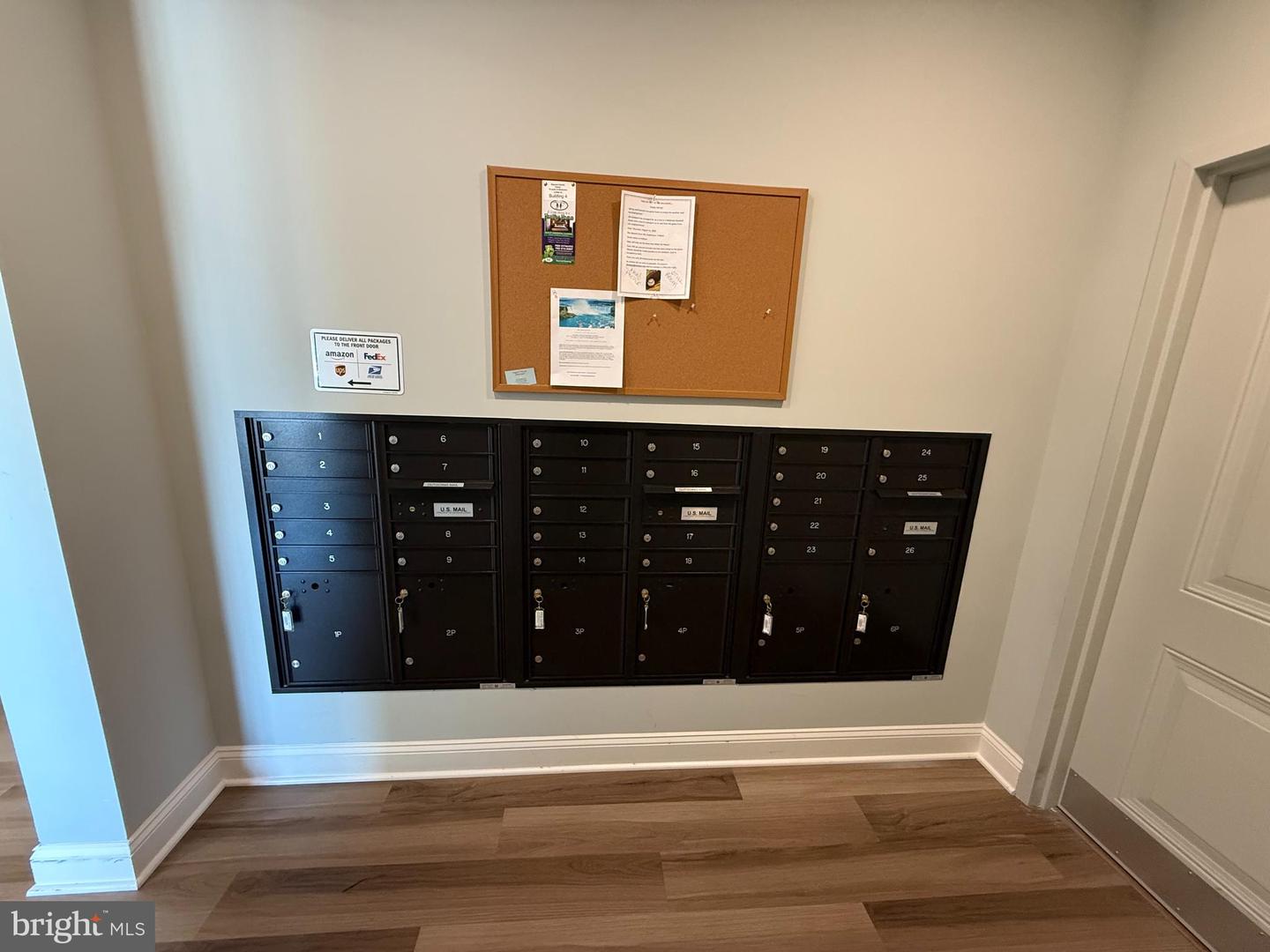 13970 ENGLEFIELD DR #303, WOODBRIDGE, Virginia 22193, 2 Bedrooms Bedrooms, 7 Rooms Rooms,2 BathroomsBathrooms,Residential,For sale,13970 ENGLEFIELD DR #303,VAPW2100186 MLS # VAPW2100186