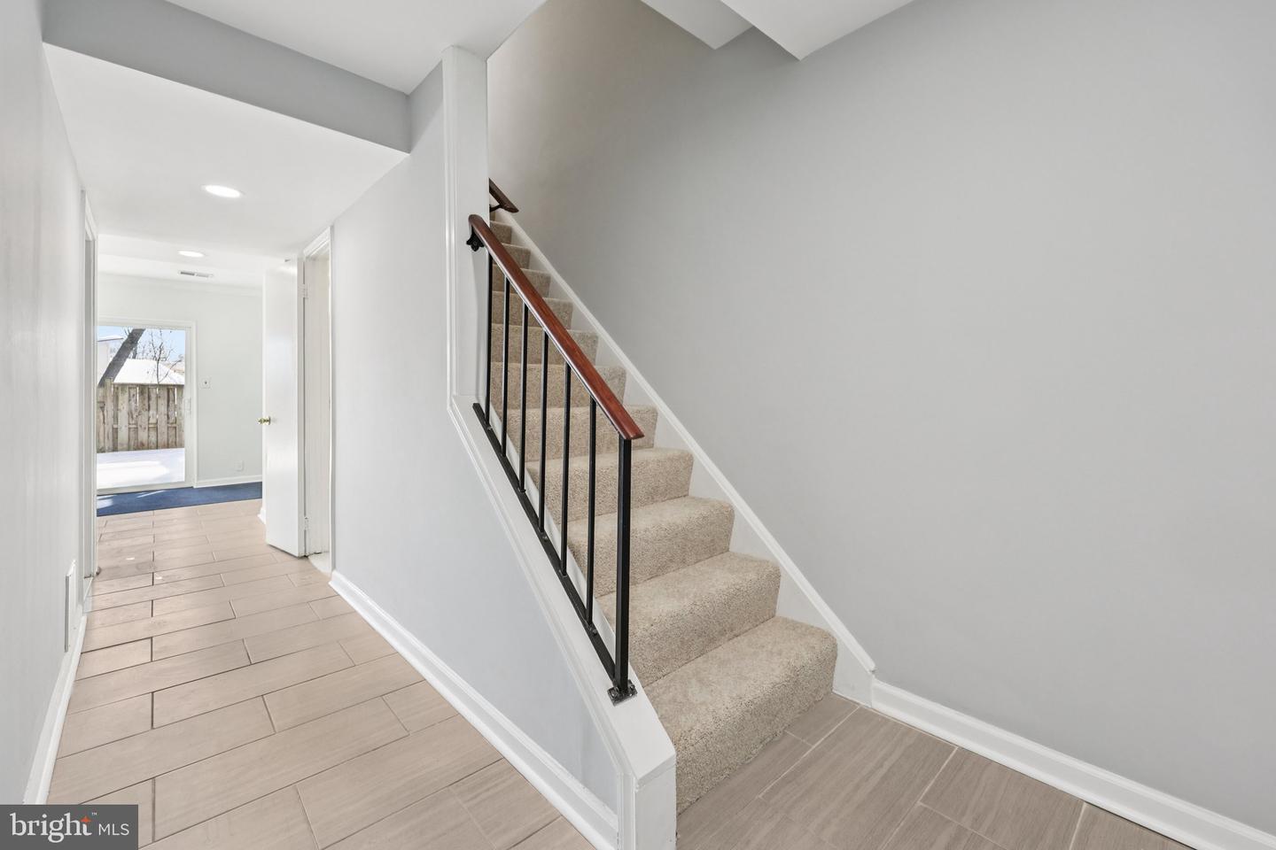 500 GILES PL, STERLING, Virginia 20164, 3 Bedrooms Bedrooms, ,3 BathroomsBathrooms,Residential,For sale,500 GILES PL,VALO2103324 MLS # VALO2103324