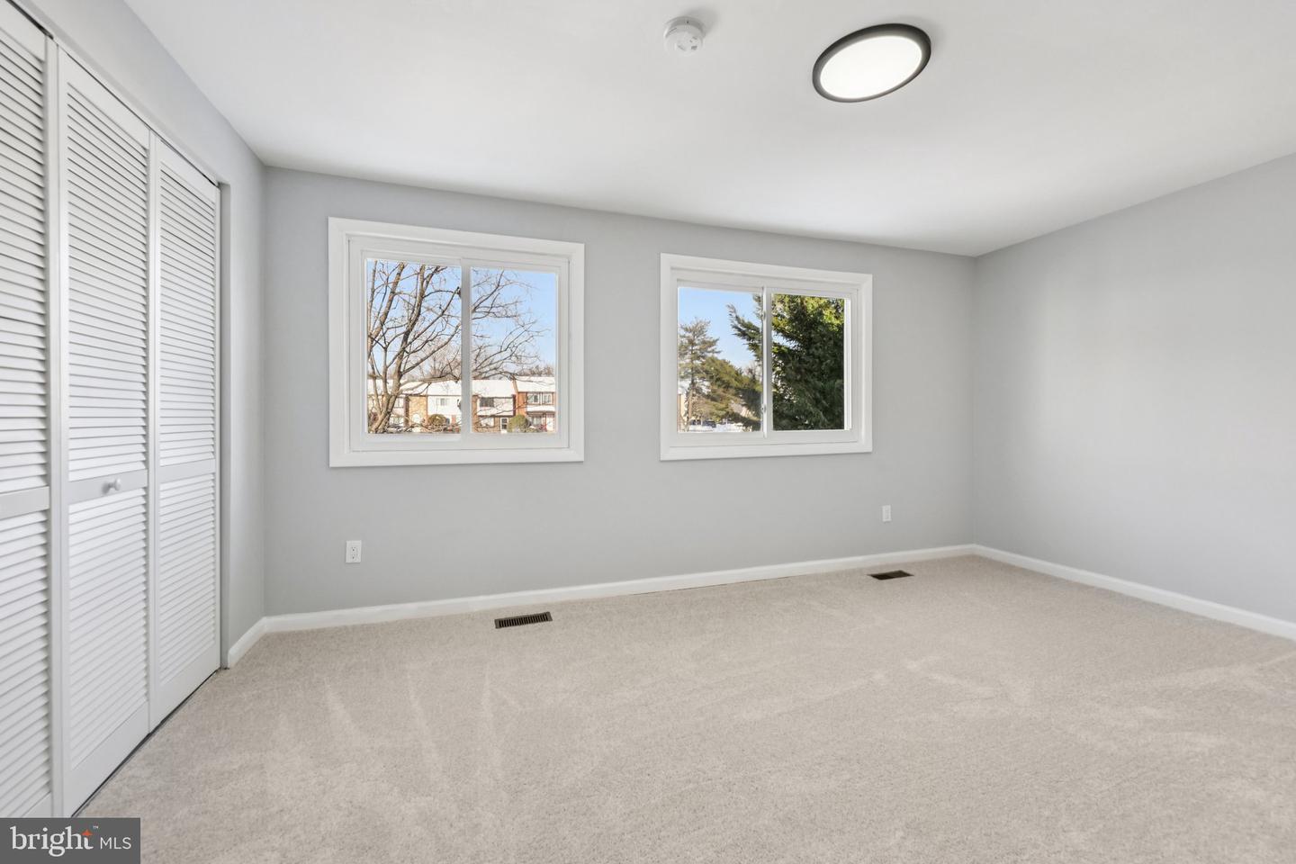 500 GILES PL, STERLING, Virginia 20164, 3 Bedrooms Bedrooms, ,3 BathroomsBathrooms,Residential,For sale,500 GILES PL,VALO2103324 MLS # VALO2103324