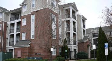 12958 CENTRE PARK CIR #120, HERNDON, Virginia 20171, 1 Bedroom Bedrooms, ,1 BathroomBathrooms,Residential,For sale,12958 CENTRE PARK CIR #120,VAFX2266912 MLS # VAFX2266912