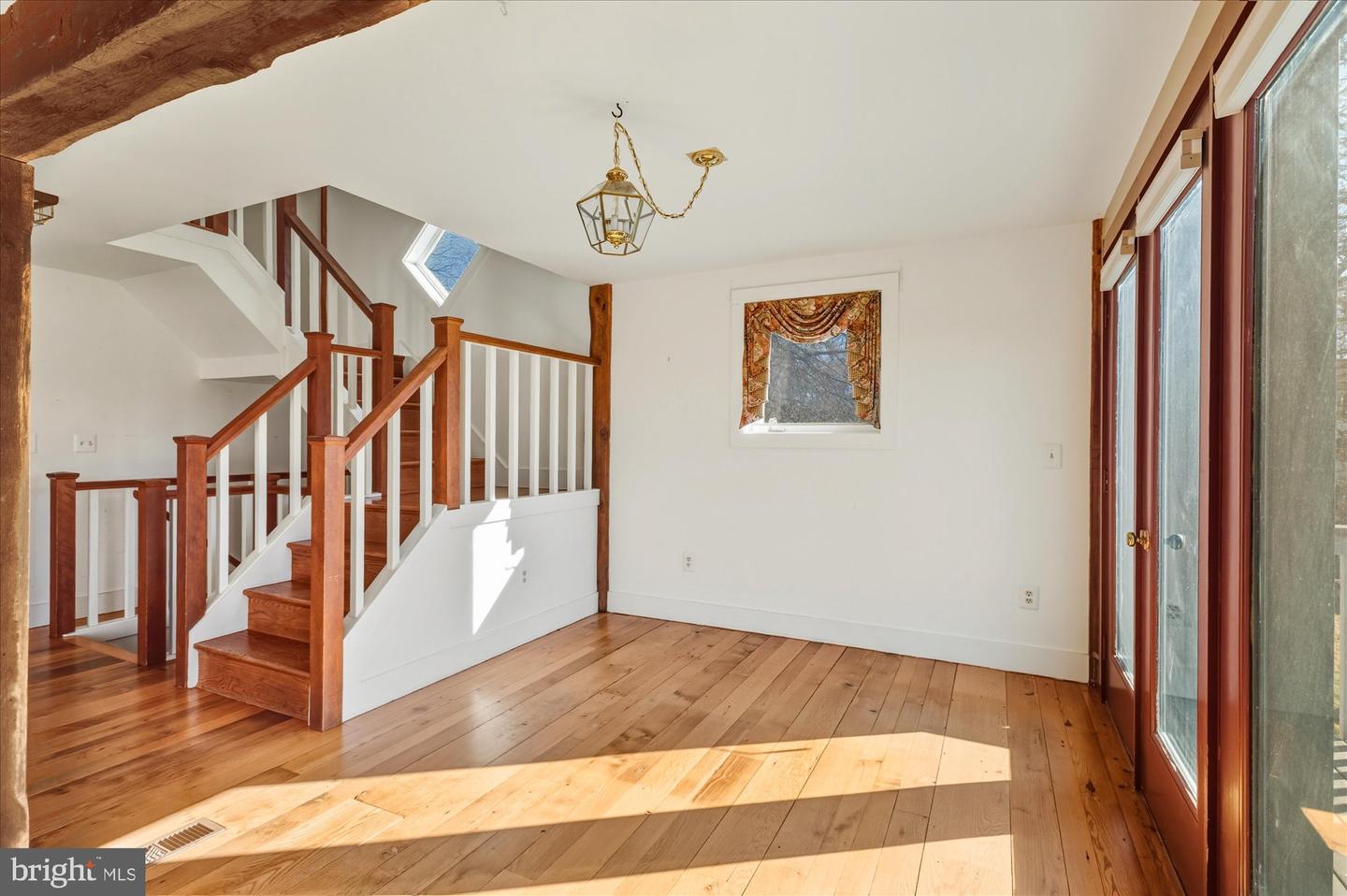 18935 YELLOW SCHOOLHOUSE RD, BLUEMONT, Virginia 20135, 5 Bedrooms Bedrooms, ,3 BathroomsBathrooms,Residential,For sale,18935 YELLOW SCHOOLHOUSE RD,VALO2107062 MLS # VALO2107062