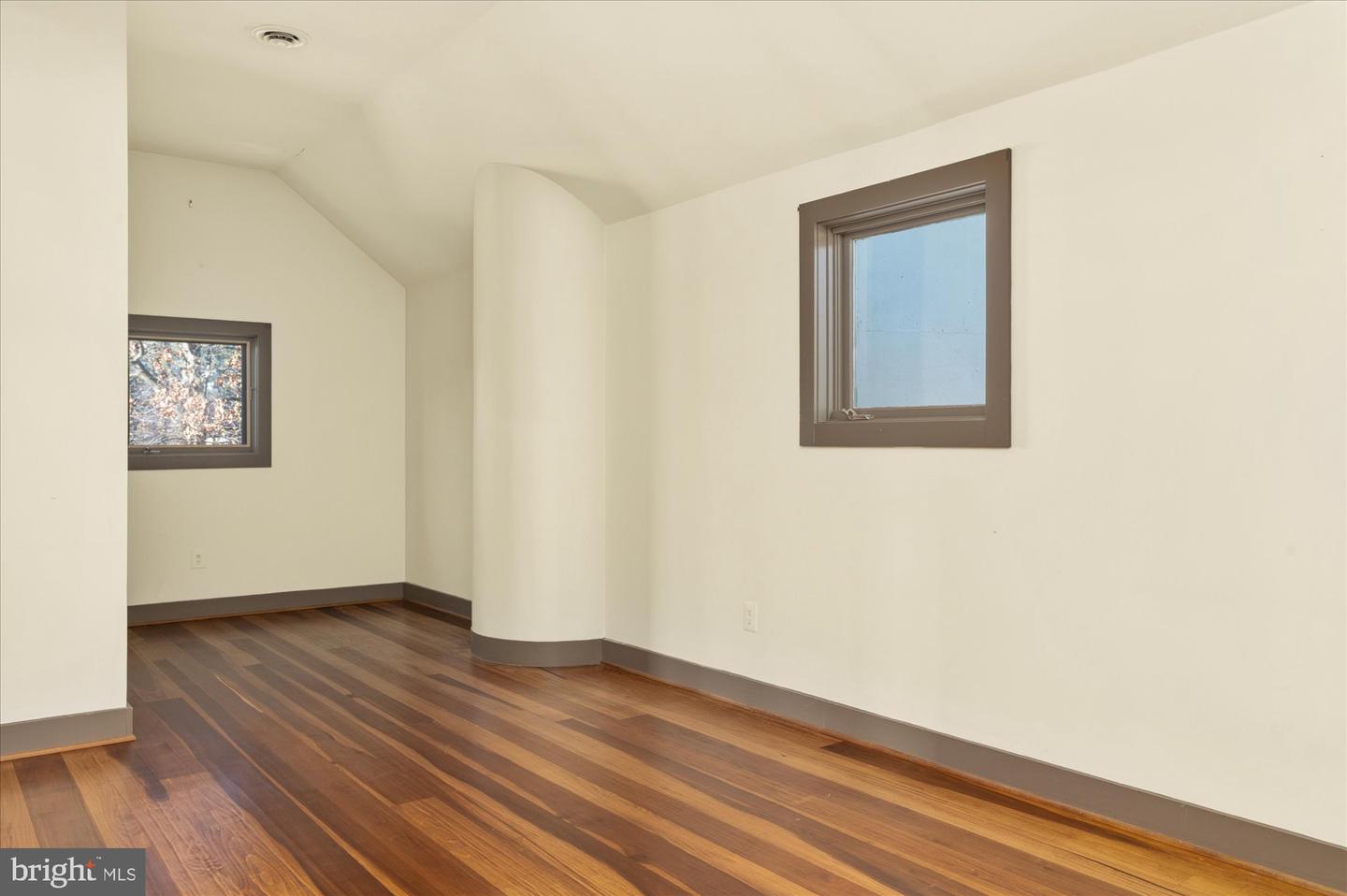 18935 YELLOW SCHOOLHOUSE RD, BLUEMONT, Virginia 20135, 5 Bedrooms Bedrooms, ,3 BathroomsBathrooms,Residential,For sale,18935 YELLOW SCHOOLHOUSE RD,VALO2107062 MLS # VALO2107062