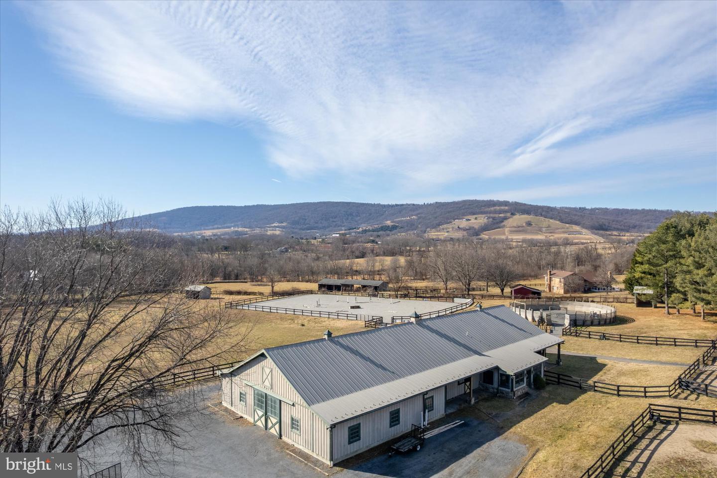 18935 YELLOW SCHOOLHOUSE RD, BLUEMONT, Virginia 20135, 5 Bedrooms Bedrooms, ,3 BathroomsBathrooms,Residential,For sale,18935 YELLOW SCHOOLHOUSE RD,VALO2107062 MLS # VALO2107062