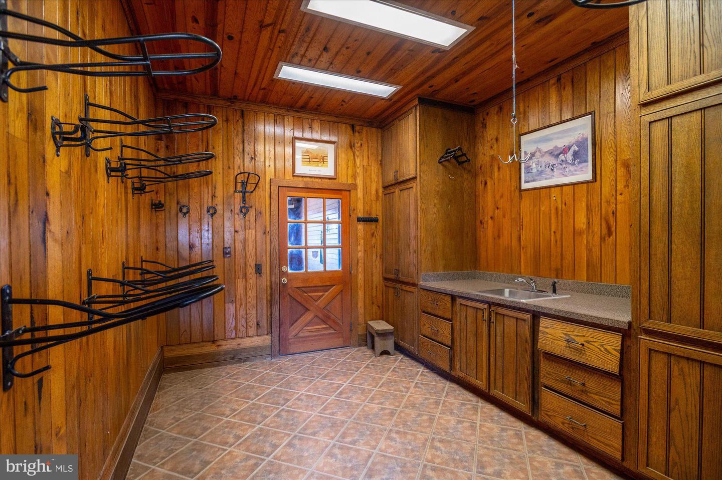 18935 YELLOW SCHOOLHOUSE RD, BLUEMONT, Virginia 20135, 5 Bedrooms Bedrooms, ,3 BathroomsBathrooms,Residential,For sale,18935 YELLOW SCHOOLHOUSE RD,VALO2107062 MLS # VALO2107062