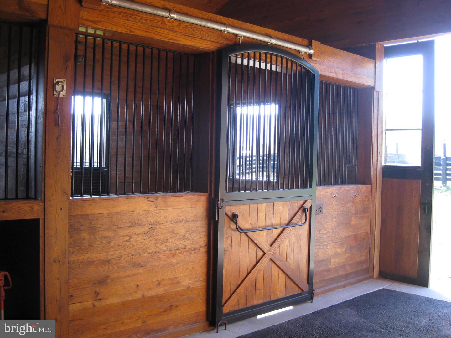 18935 YELLOW SCHOOLHOUSE RD, BLUEMONT, Virginia 20135, 5 Bedrooms Bedrooms, ,3 BathroomsBathrooms,Residential,For sale,18935 YELLOW SCHOOLHOUSE RD,VALO2107062 MLS # VALO2107062