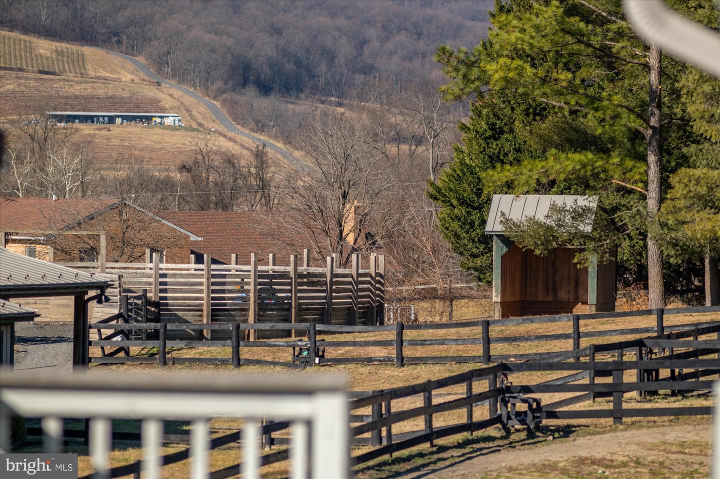 18935 YELLOW SCHOOLHOUSE RD, BLUEMONT, Virginia 20135, 5 Bedrooms Bedrooms, ,3 BathroomsBathrooms,Residential,For sale,18935 YELLOW SCHOOLHOUSE RD,VALO2107062 MLS # VALO2107062