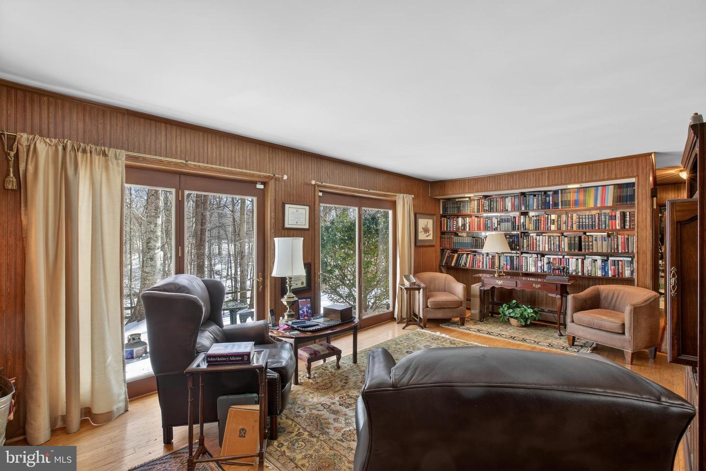 13406 COMPTON RD, CLIFTON, Virginia 20124, 4 Bedrooms Bedrooms, ,3 BathroomsBathrooms,Residential,For sale,13406 COMPTON RD,VAFX2269864 MLS # VAFX2269864 13406 COMPTON RD, CLIFTON, Virginia 20124, 4 Bedrooms Bedrooms, ,3 BathroomsBathrooms,Residential,For sale,13406 COMPTON RD,VAFX2269864 MLS # VAFX2269864