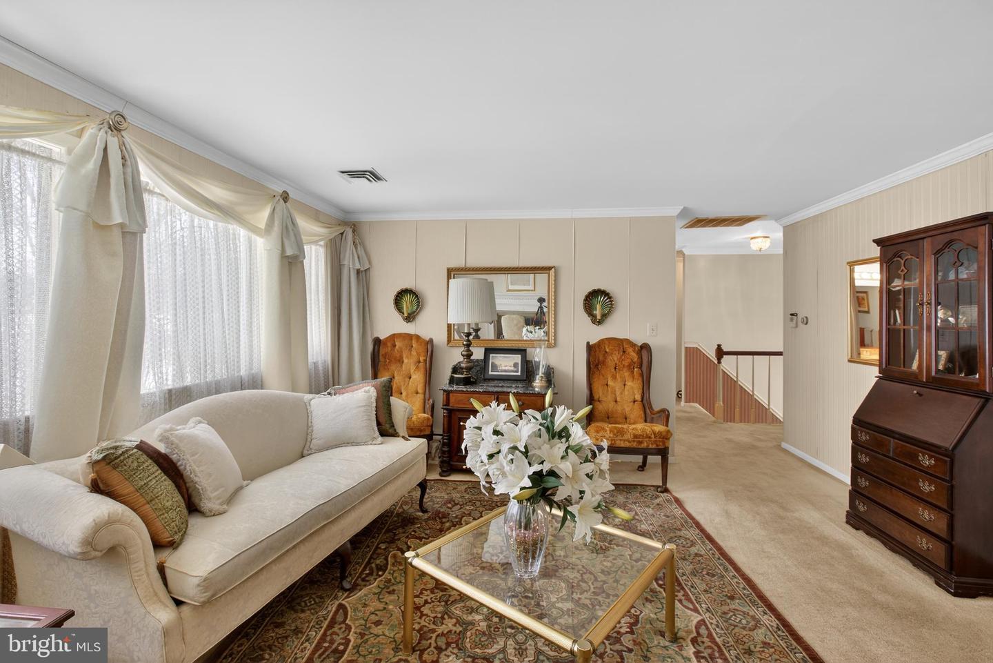 13406 COMPTON RD, CLIFTON, Virginia 20124, 4 Bedrooms Bedrooms, ,3 BathroomsBathrooms,Residential,For sale,13406 COMPTON RD,VAFX2269864 MLS # VAFX2269864 13406 COMPTON RD, CLIFTON, Virginia 20124, 4 Bedrooms Bedrooms, ,3 BathroomsBathrooms,Residential,For sale,13406 COMPTON RD,VAFX2269864 MLS # VAFX2269864