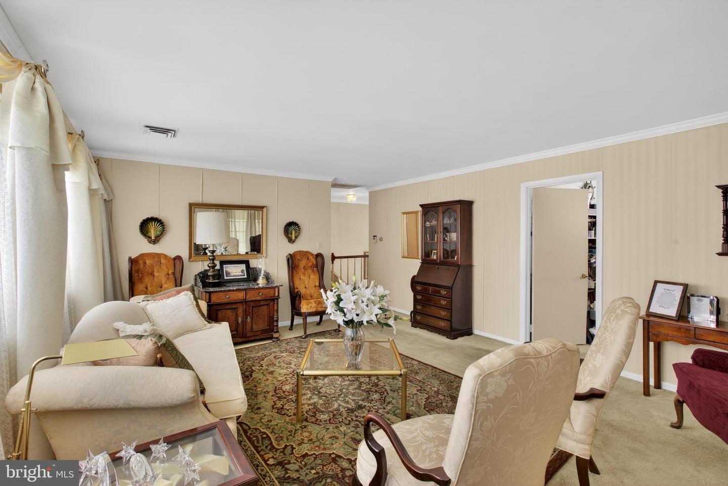 13406 COMPTON RD, CLIFTON, Virginia 20124, 4 Bedrooms Bedrooms, ,3 BathroomsBathrooms,Residential,For sale,13406 COMPTON RD,VAFX2269864 MLS # VAFX2269864 13406 COMPTON RD, CLIFTON, Virginia 20124, 4 Bedrooms Bedrooms, ,3 BathroomsBathrooms,Residential,For sale,13406 COMPTON RD,VAFX2269864 MLS # VAFX2269864