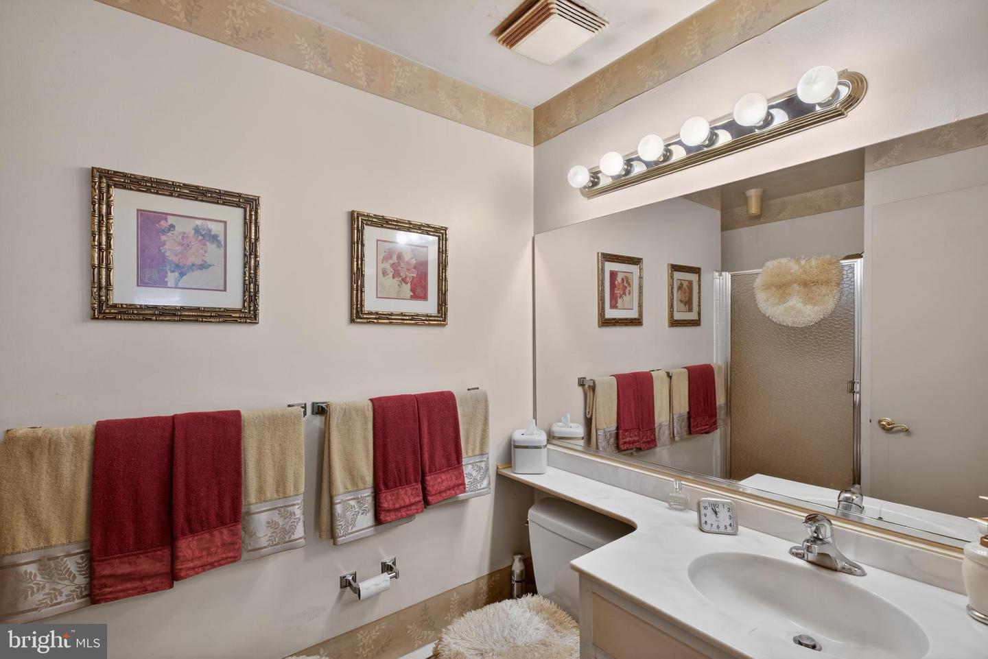 13406 COMPTON RD, CLIFTON, Virginia 20124, 4 Bedrooms Bedrooms, ,3 BathroomsBathrooms,Residential,For sale,13406 COMPTON RD,VAFX2269864 MLS # VAFX2269864 13406 COMPTON RD, CLIFTON, Virginia 20124, 4 Bedrooms Bedrooms, ,3 BathroomsBathrooms,Residential,For sale,13406 COMPTON RD,VAFX2269864 MLS # VAFX2269864