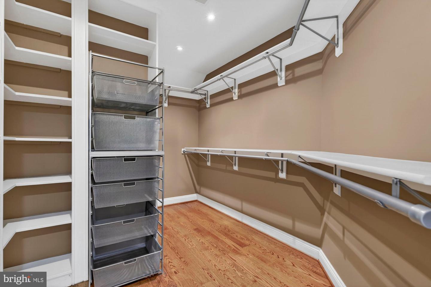 2503 EASIE ST, OAKTON, Virginia 22124, 4 Bedrooms Bedrooms, ,4 BathroomsBathrooms,Residential,For sale,2503 EASIE ST,VAFX2274238 MLS # VAFX2274238 2503 EASIE ST, OAKTON, Virginia 22124, 4 Bedrooms Bedrooms, ,4 BathroomsBathrooms,Residential,For sale,2503 EASIE ST,VAFX2274238 MLS # VAFX2274238