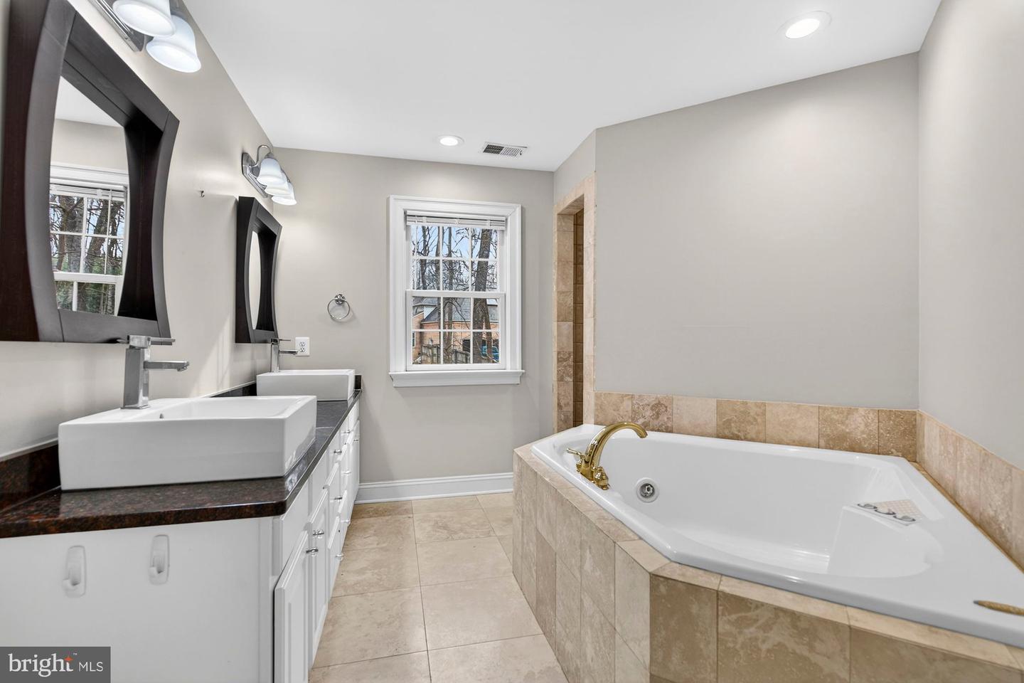 2503 EASIE ST, OAKTON, Virginia 22124, 4 Bedrooms Bedrooms, ,4 BathroomsBathrooms,Residential,For sale,2503 EASIE ST,VAFX2274238 MLS # VAFX2274238 2503 EASIE ST, OAKTON, Virginia 22124, 4 Bedrooms Bedrooms, ,4 BathroomsBathrooms,Residential,For sale,2503 EASIE ST,VAFX2274238 MLS # VAFX2274238