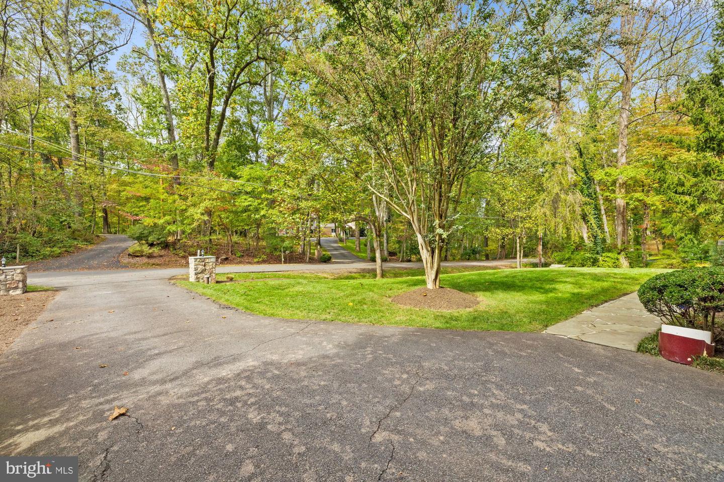 2503 EASIE ST, OAKTON, Virginia 22124, 4 Bedrooms Bedrooms, ,4 BathroomsBathrooms,Residential,For sale,2503 EASIE ST,VAFX2274238 MLS # VAFX2274238