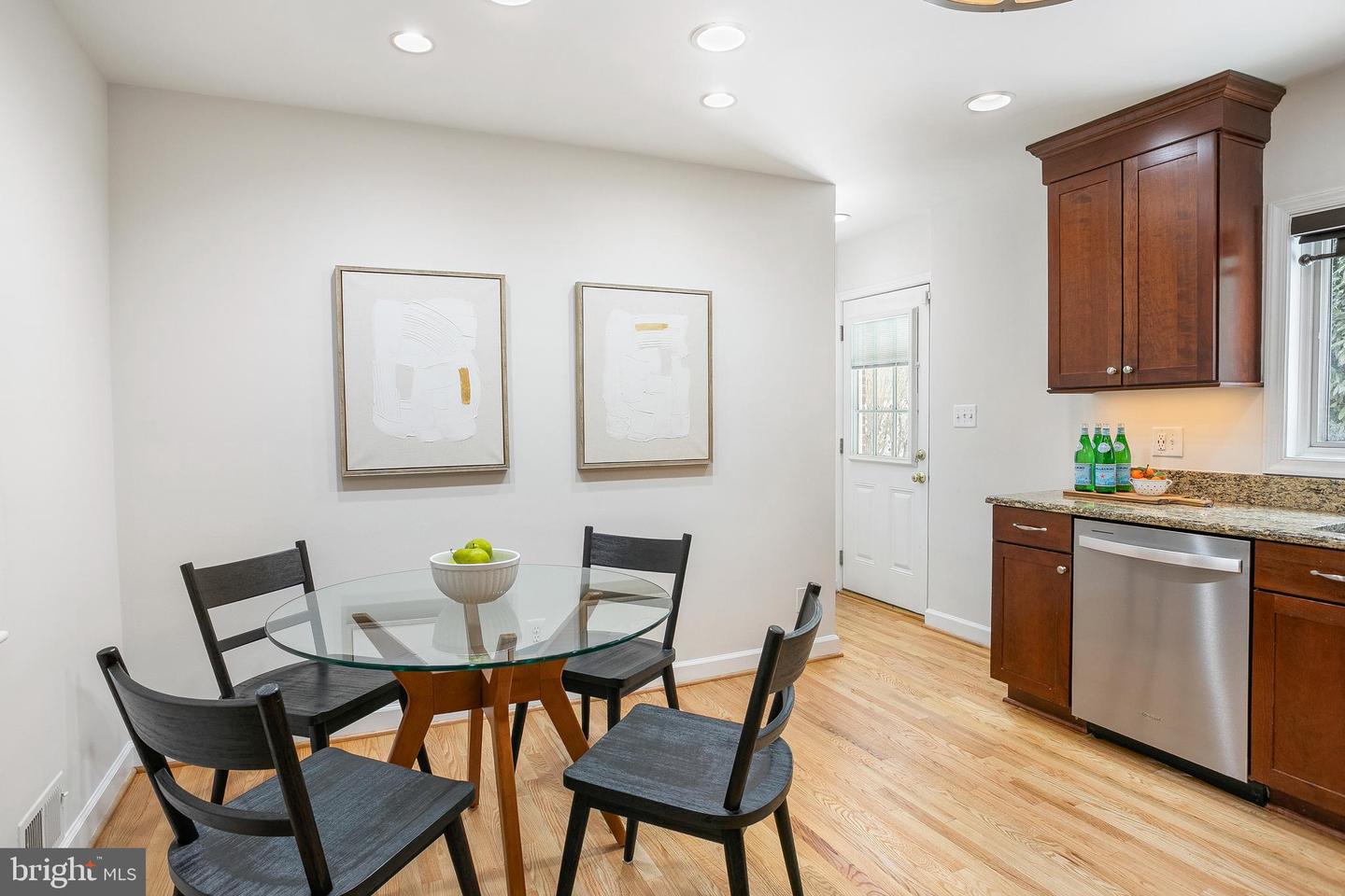 3438 N GEORGE MASON DR N, ARLINGTON, Virginia 22207, 3 Bedrooms Bedrooms, ,3 BathroomsBathrooms,Residential,For sale,3438 N GEORGE MASON DR N,VAAR2065338 MLS # VAAR2065338 3438 N GEORGE MASON DR N, ARLINGTON, Virginia 22207, 3 Bedrooms Bedrooms, ,3 BathroomsBathrooms,Residential,For sale,3438 N GEORGE MASON DR N,VAAR2065338 MLS # VAAR2065338