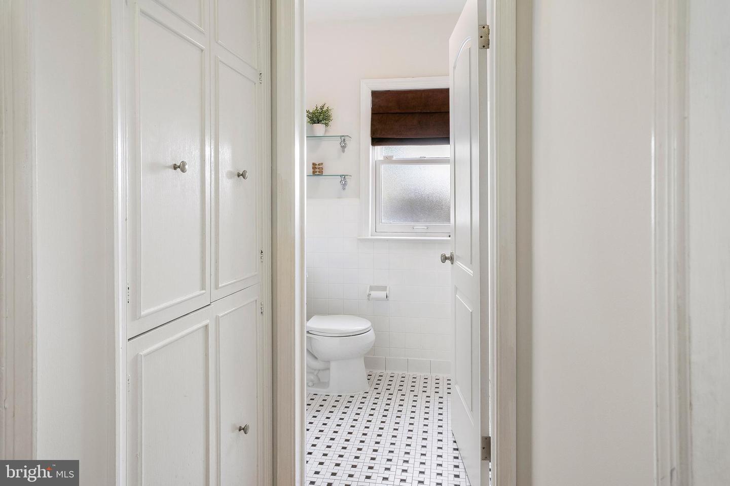 3438 N GEORGE MASON DR N, ARLINGTON, Virginia 22207, 3 Bedrooms Bedrooms, ,3 BathroomsBathrooms,Residential,For sale,3438 N GEORGE MASON DR N,VAAR2065338 MLS # VAAR2065338 3438 N GEORGE MASON DR N, ARLINGTON, Virginia 22207, 3 Bedrooms Bedrooms, ,3 BathroomsBathrooms,Residential,For sale,3438 N GEORGE MASON DR N,VAAR2065338 MLS # VAAR2065338