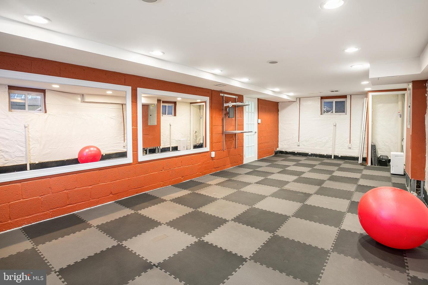 3438 N GEORGE MASON DR N, ARLINGTON, Virginia 22207, 3 Bedrooms Bedrooms, ,3 BathroomsBathrooms,Residential,For sale,3438 N GEORGE MASON DR N,VAAR2065338 MLS # VAAR2065338 3438 N GEORGE MASON DR N, ARLINGTON, Virginia 22207, 3 Bedrooms Bedrooms, ,3 BathroomsBathrooms,Residential,For sale,3438 N GEORGE MASON DR N,VAAR2065338 MLS # VAAR2065338