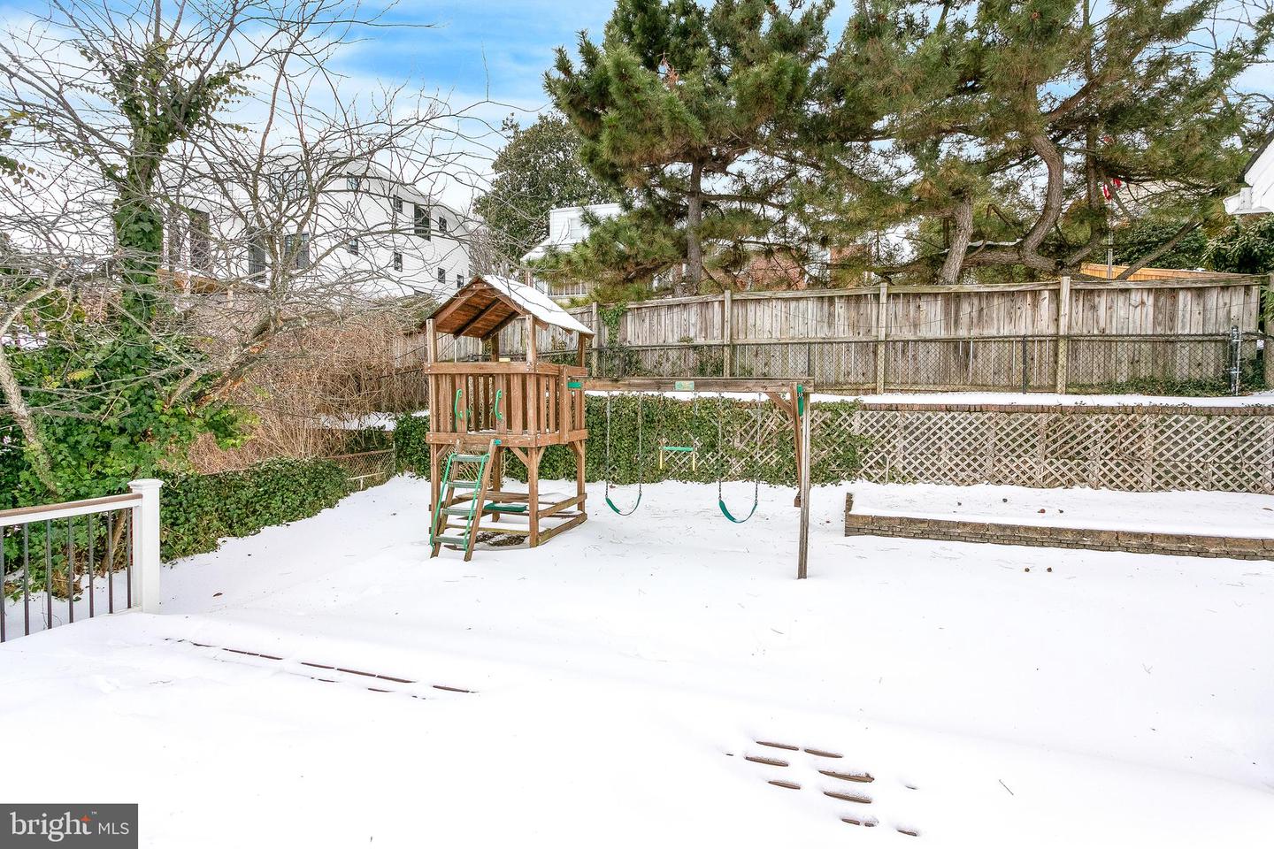 3438 N GEORGE MASON DR N, ARLINGTON, Virginia 22207, 3 Bedrooms Bedrooms, ,3 BathroomsBathrooms,Residential,For sale,3438 N GEORGE MASON DR N,VAAR2065338 MLS # VAAR2065338 3438 N GEORGE MASON DR N, ARLINGTON, Virginia 22207, 3 Bedrooms Bedrooms, ,3 BathroomsBathrooms,Residential,For sale,3438 N GEORGE MASON DR N,VAAR2065338 MLS # VAAR2065338