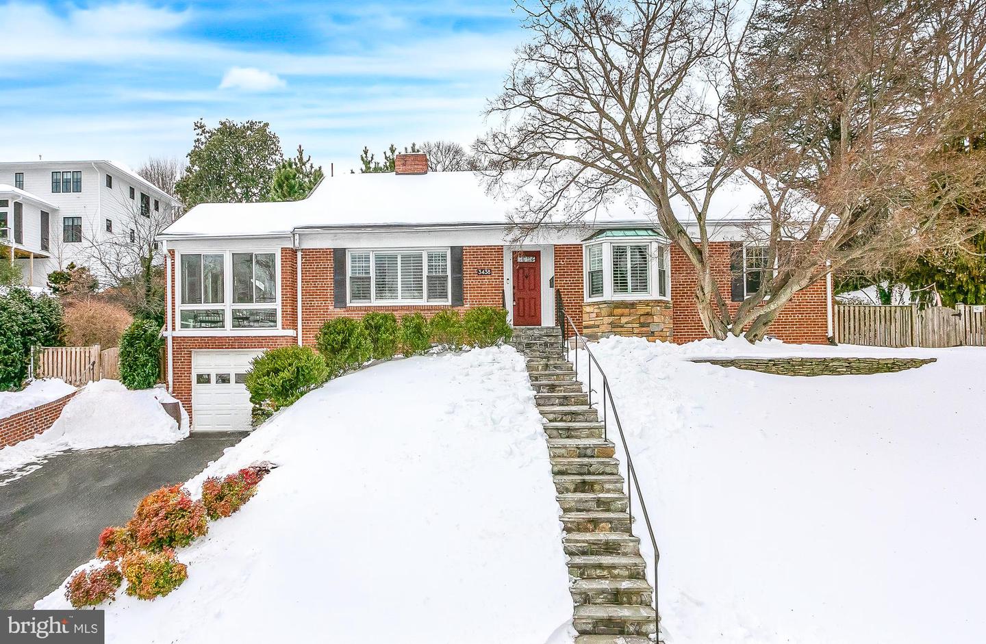 3438 N GEORGE MASON DR N, ARLINGTON, Virginia 22207, 3 Bedrooms Bedrooms, ,3 BathroomsBathrooms,Residential,For sale,3438 N GEORGE MASON DR N,VAAR2065338 MLS # VAAR2065338 3438 N GEORGE MASON DR N, ARLINGTON, Virginia 22207, 3 Bedrooms Bedrooms, ,3 BathroomsBathrooms,Residential,For sale,3438 N GEORGE MASON DR N,VAAR2065338 MLS # VAAR2065338