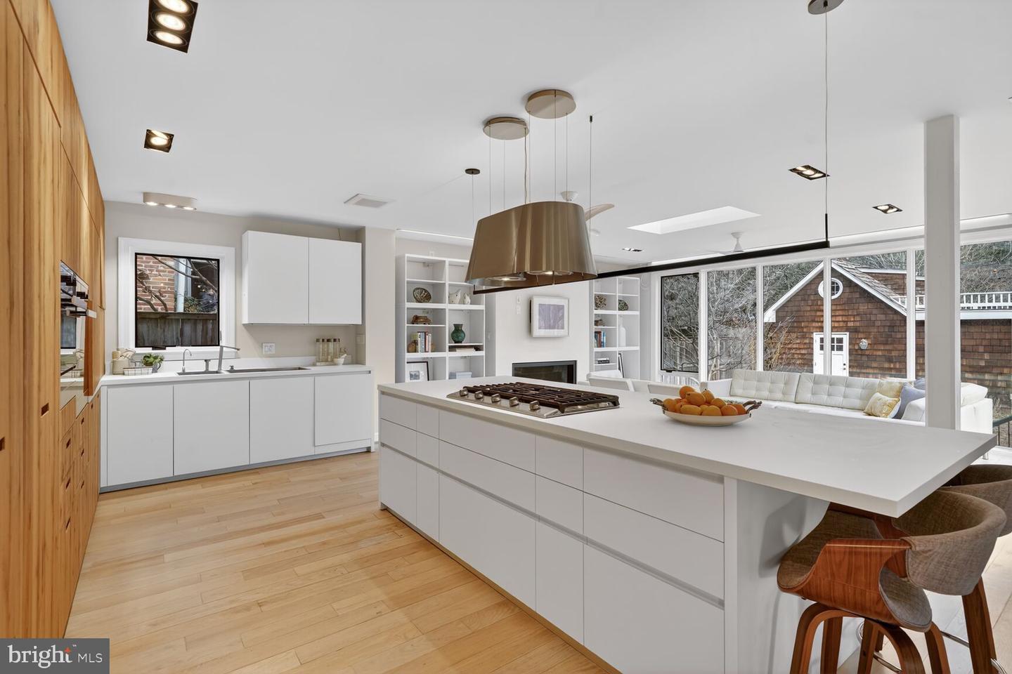 5801 POTOMAC AVE NW, WASHINGTON, District Of Columbia 20016, 5 Bedrooms Bedrooms, ,4 BathroomsBathrooms,Residential,For sale,5801 POTOMAC AVE NW,DCDC2230616 MLS # DCDC2230616