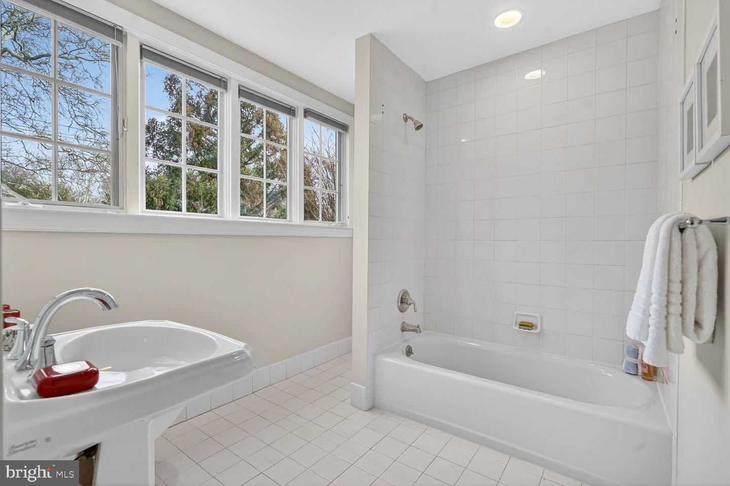 5801 POTOMAC AVE NW, WASHINGTON, District Of Columbia 20016, 5 Bedrooms Bedrooms, ,4 BathroomsBathrooms,Residential,For sale,5801 POTOMAC AVE NW,DCDC2230616 MLS # DCDC2230616