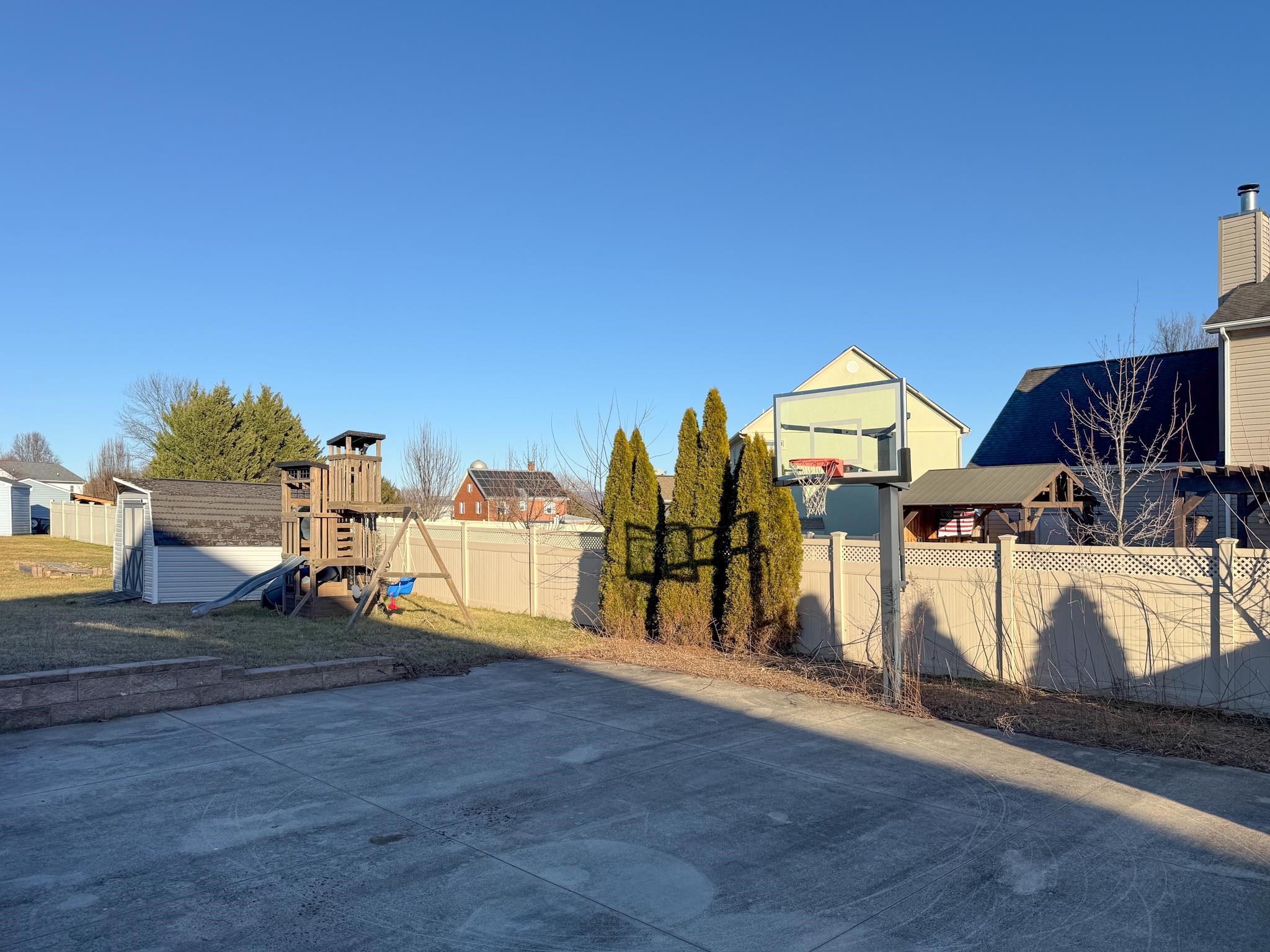 5868 FOXCROFT DR, ROCKINGHAM, Virginia 22801, 4 Bedrooms Bedrooms, ,2 BathroomsBathrooms,Residential,5868 FOXCROFT DR,672872 MLS # 672872 5868 FOXCROFT DR, ROCKINGHAM, Virginia 22801, 4 Bedrooms Bedrooms, ,2 BathroomsBathrooms,Residential,5868 FOXCROFT DR,672872 MLS # 672872