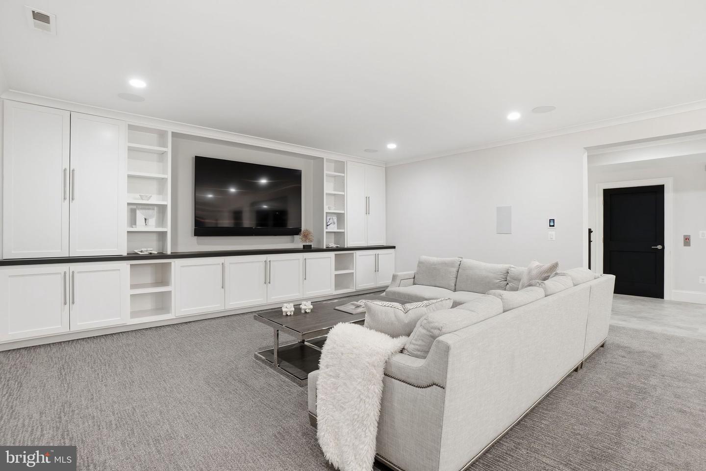 2812 24TH ST N, ARLINGTON, Virginia 22207, 6 Bedrooms Bedrooms, 14 Rooms Rooms,6 BathroomsBathrooms,Residential,For sale,2812 24TH ST N,VAAR2065934 MLS # VAAR2065934 2812 24TH ST N, ARLINGTON, Virginia 22207, 6 Bedrooms Bedrooms, 14 Rooms Rooms,6 BathroomsBathrooms,Residential,For sale,2812 24TH ST N,VAAR2065934 MLS # VAAR2065934