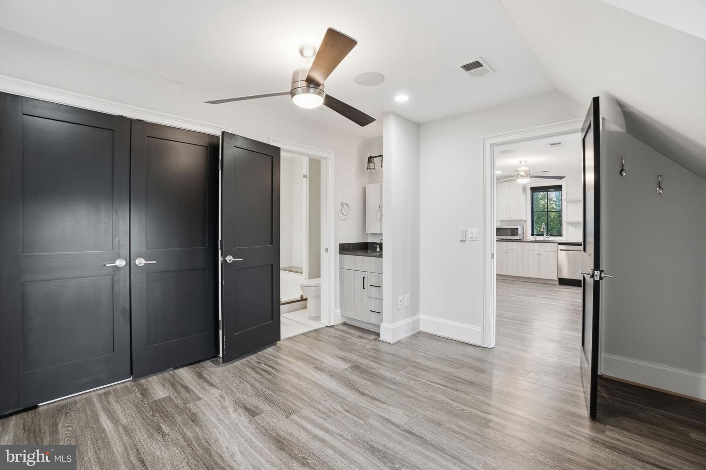 2812 24TH ST N, ARLINGTON, Virginia 22207, 6 Bedrooms Bedrooms, 14 Rooms Rooms,6 BathroomsBathrooms,Residential,For sale,2812 24TH ST N,VAAR2065934 MLS # VAAR2065934 2812 24TH ST N, ARLINGTON, Virginia 22207, 6 Bedrooms Bedrooms, 14 Rooms Rooms,6 BathroomsBathrooms,Residential,For sale,2812 24TH ST N,VAAR2065934 MLS # VAAR2065934