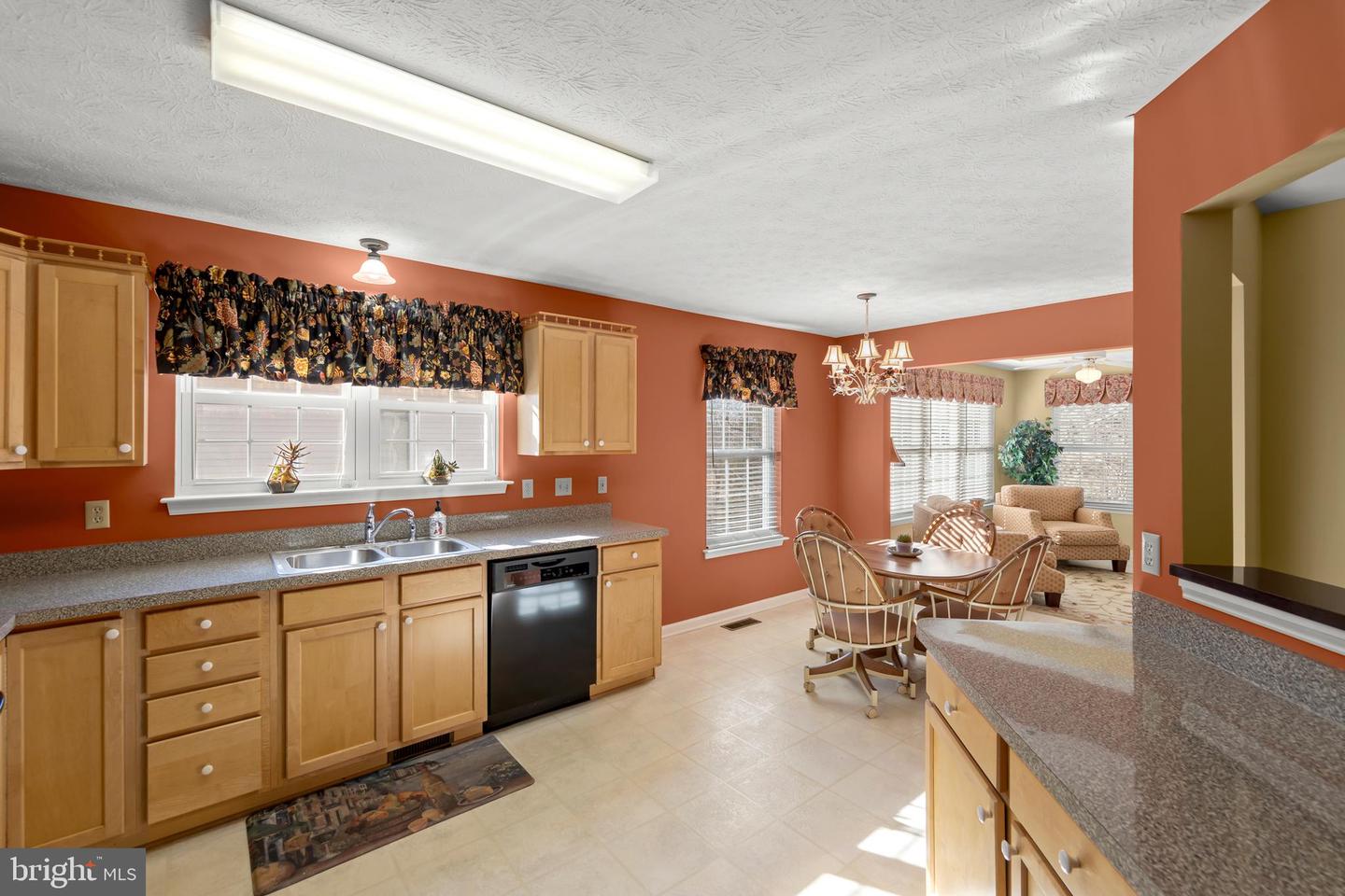 202 BUTTERSCOTCH CT, WINCHESTER, Virginia 22602, 3 Bedrooms Bedrooms, ,3 BathroomsBathrooms,Residential,For sale,202 BUTTERSCOTCH CT,VAFV2038036 MLS # VAFV2038036