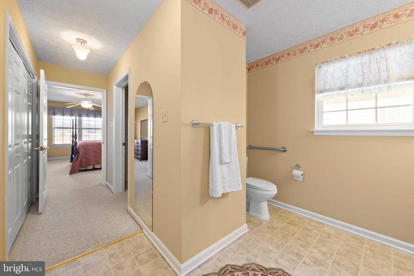 202 BUTTERSCOTCH CT, WINCHESTER, Virginia 22602, 3 Bedrooms Bedrooms, ,3 BathroomsBathrooms,Residential,For sale,202 BUTTERSCOTCH CT,VAFV2038036 MLS # VAFV2038036