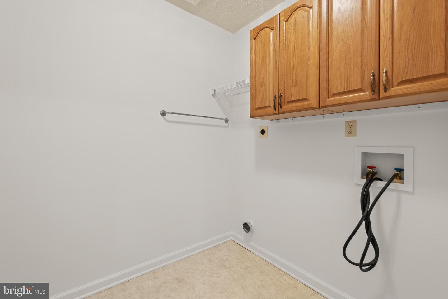 202 BUTTERSCOTCH CT, WINCHESTER, Virginia 22602, 3 Bedrooms Bedrooms, ,3 BathroomsBathrooms,Residential,For sale,202 BUTTERSCOTCH CT,VAFV2038036 MLS # VAFV2038036