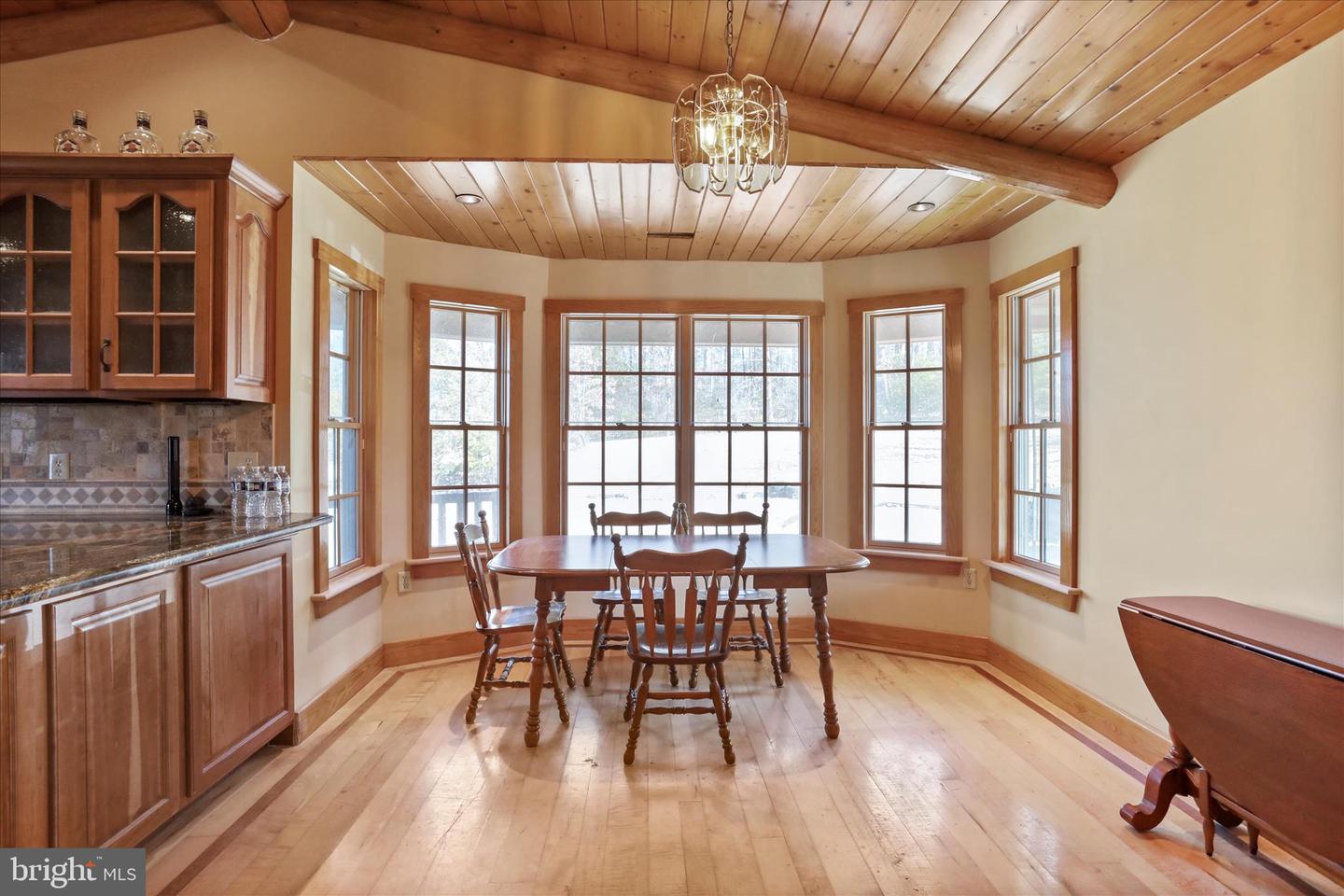 4520 SAINT DAVIDS CHURCH RD, FORT VALLEY, Virginia 22652, 3 Bedrooms Bedrooms, 9 Rooms Rooms,2 BathroomsBathrooms,Residential,For sale,4520 SAINT DAVIDS CHURCH RD,VASH2013060 MLS # VASH2013060